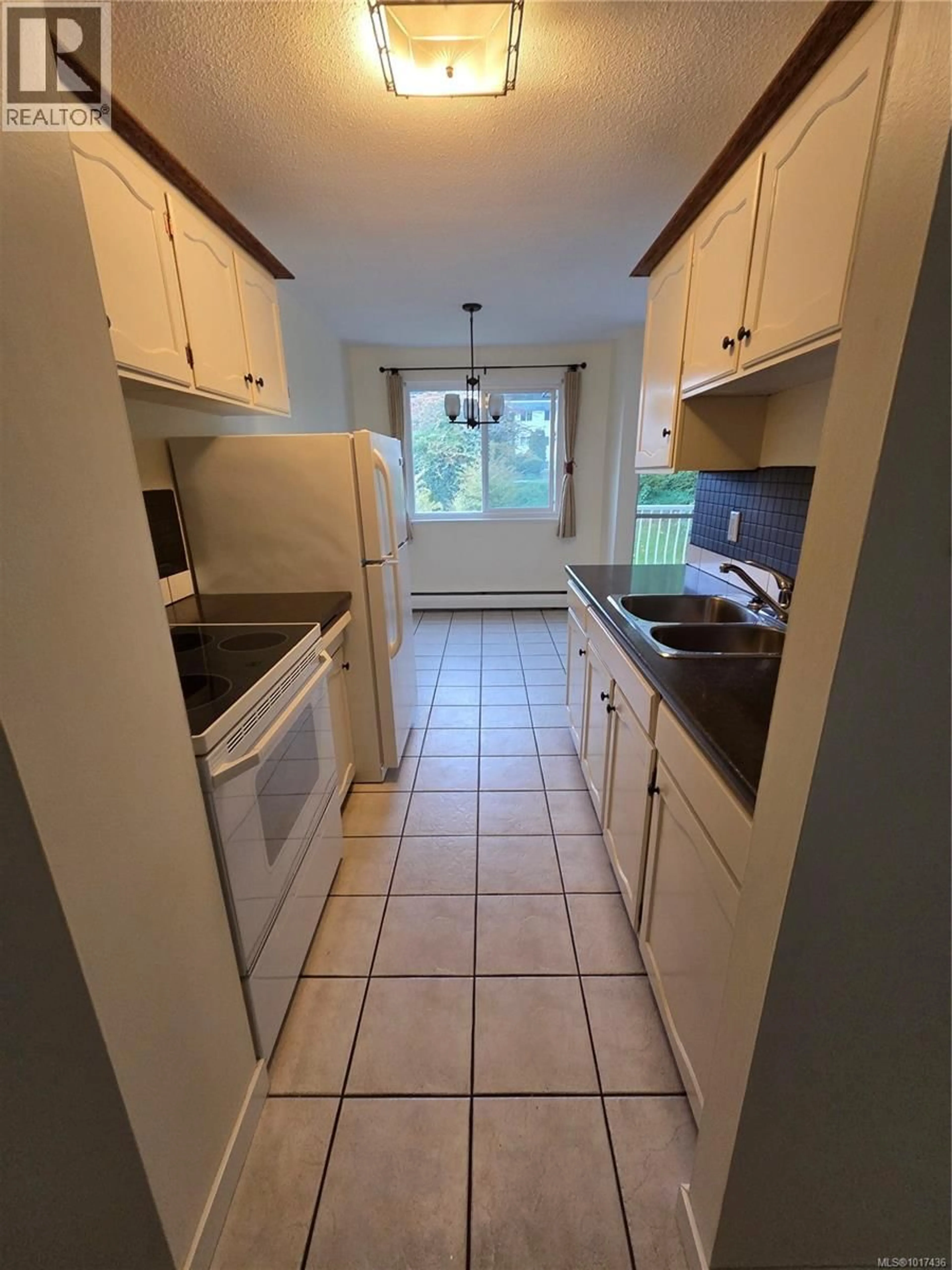 Standard kitchen, unknown for 5304 - 999 BOWEN ROAD, Nanaimo British Columbia V9N2E7