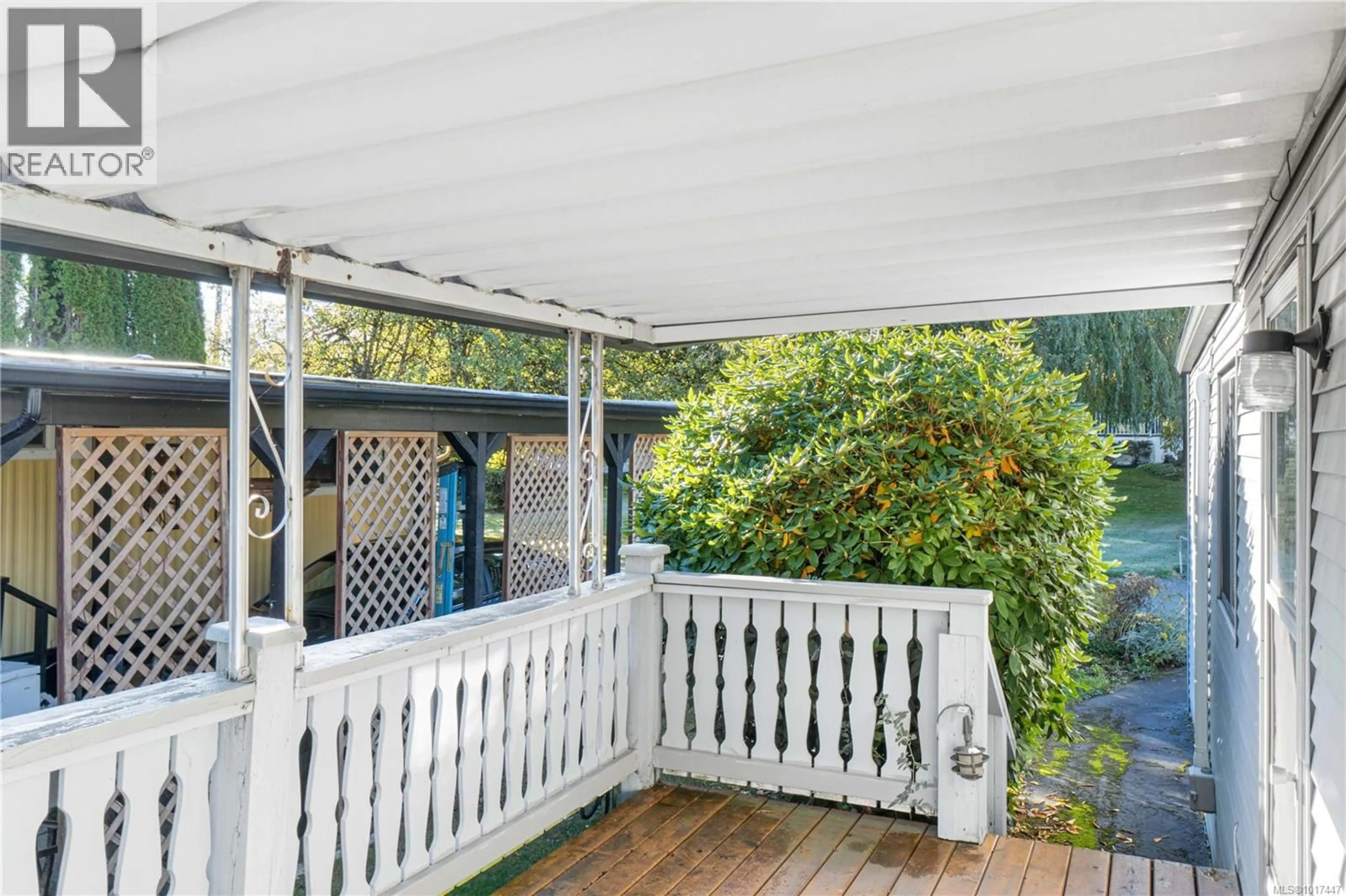 Patio, water/lake/river/ocean view for D - 1359 CRANBERRY AVENUE, Nanaimo British Columbia V9R6L4