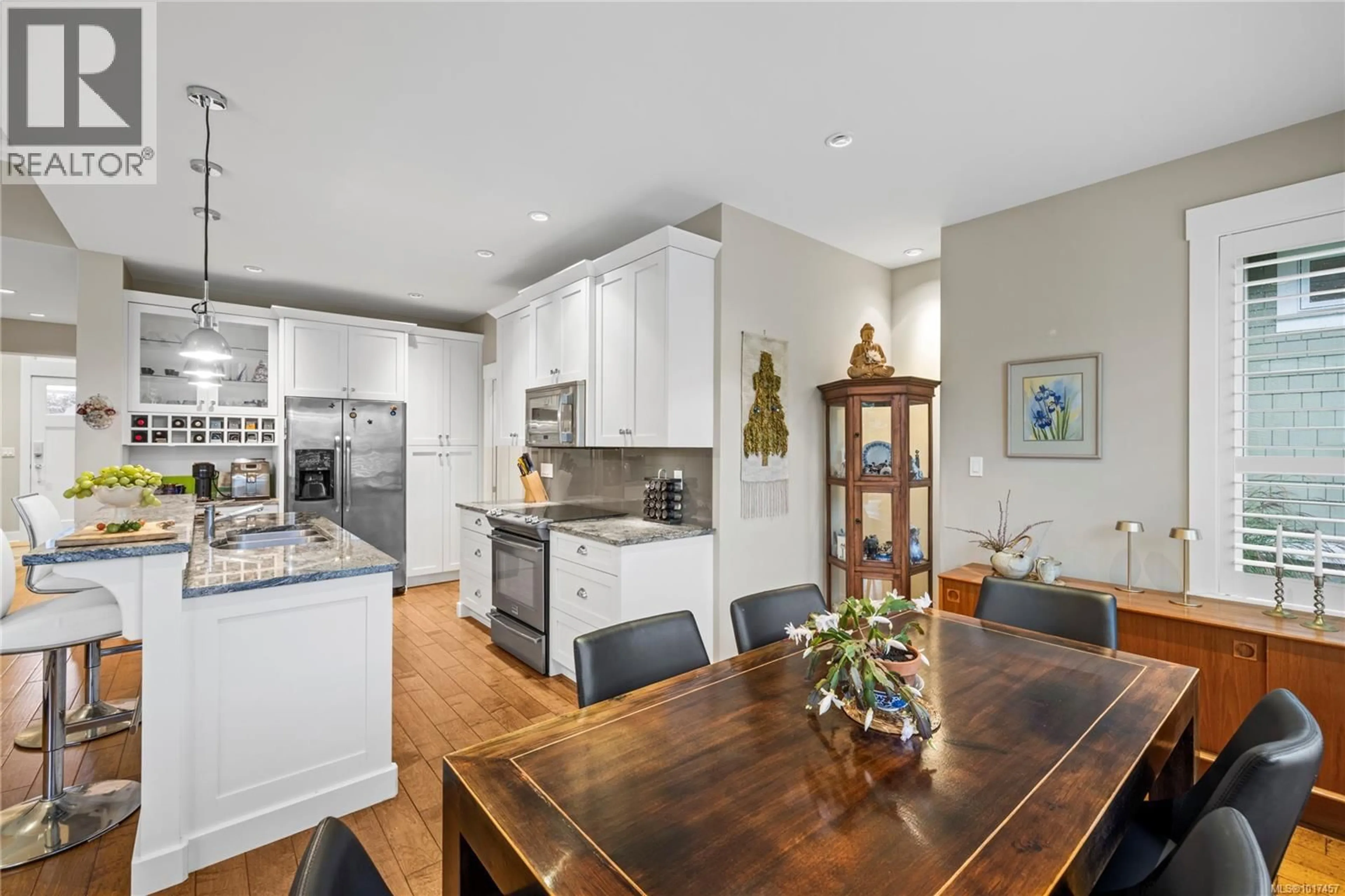 Open concept kitchen, unknown for 42 - 5251 ISLAND HIGHWAY WEST, Qualicum Beach British Columbia V9K2C1