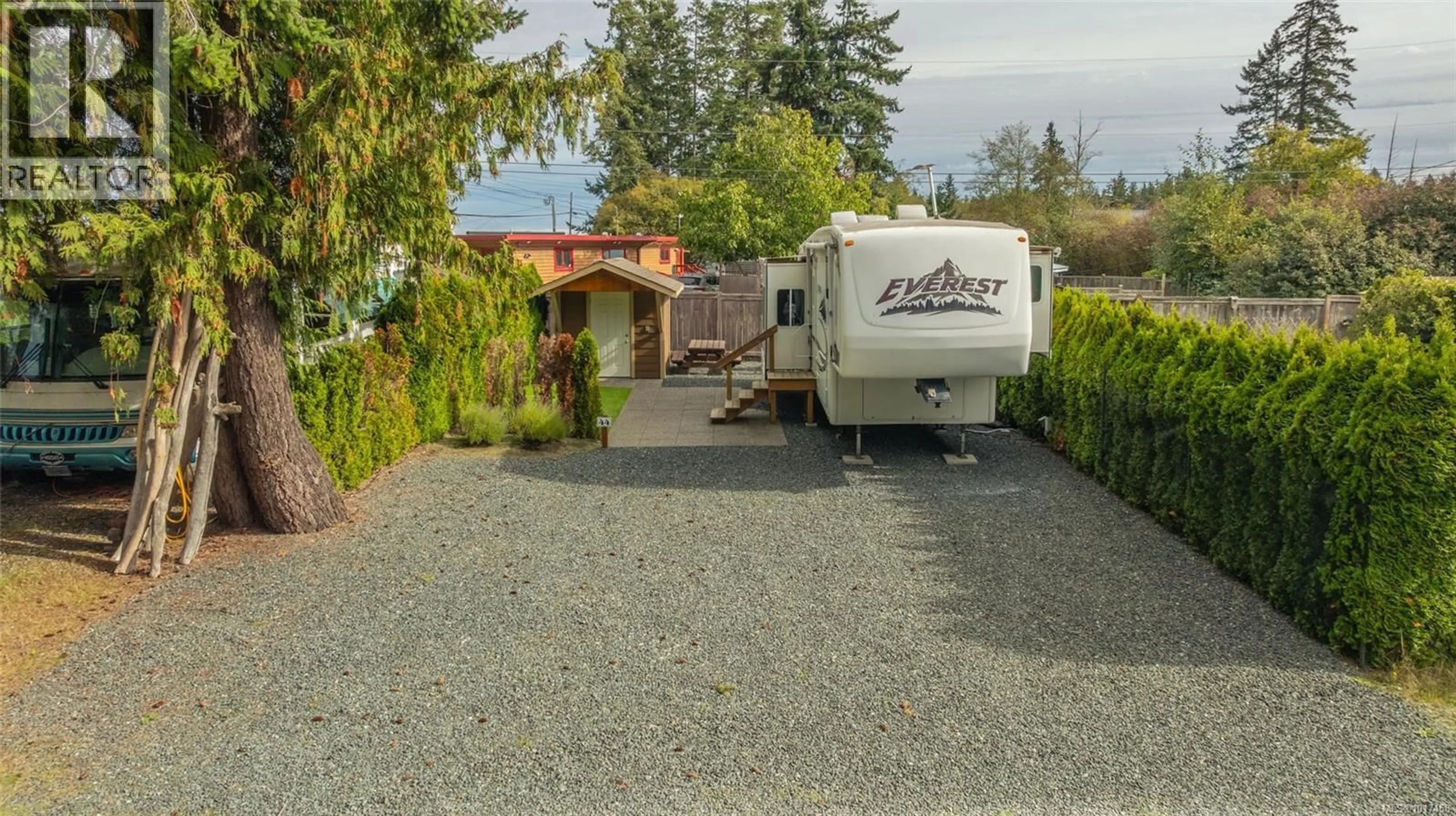 Unknown for 44 - 6050 ISLAND HIGHWAY, Qualicum Beach British Columbia V9K2E1