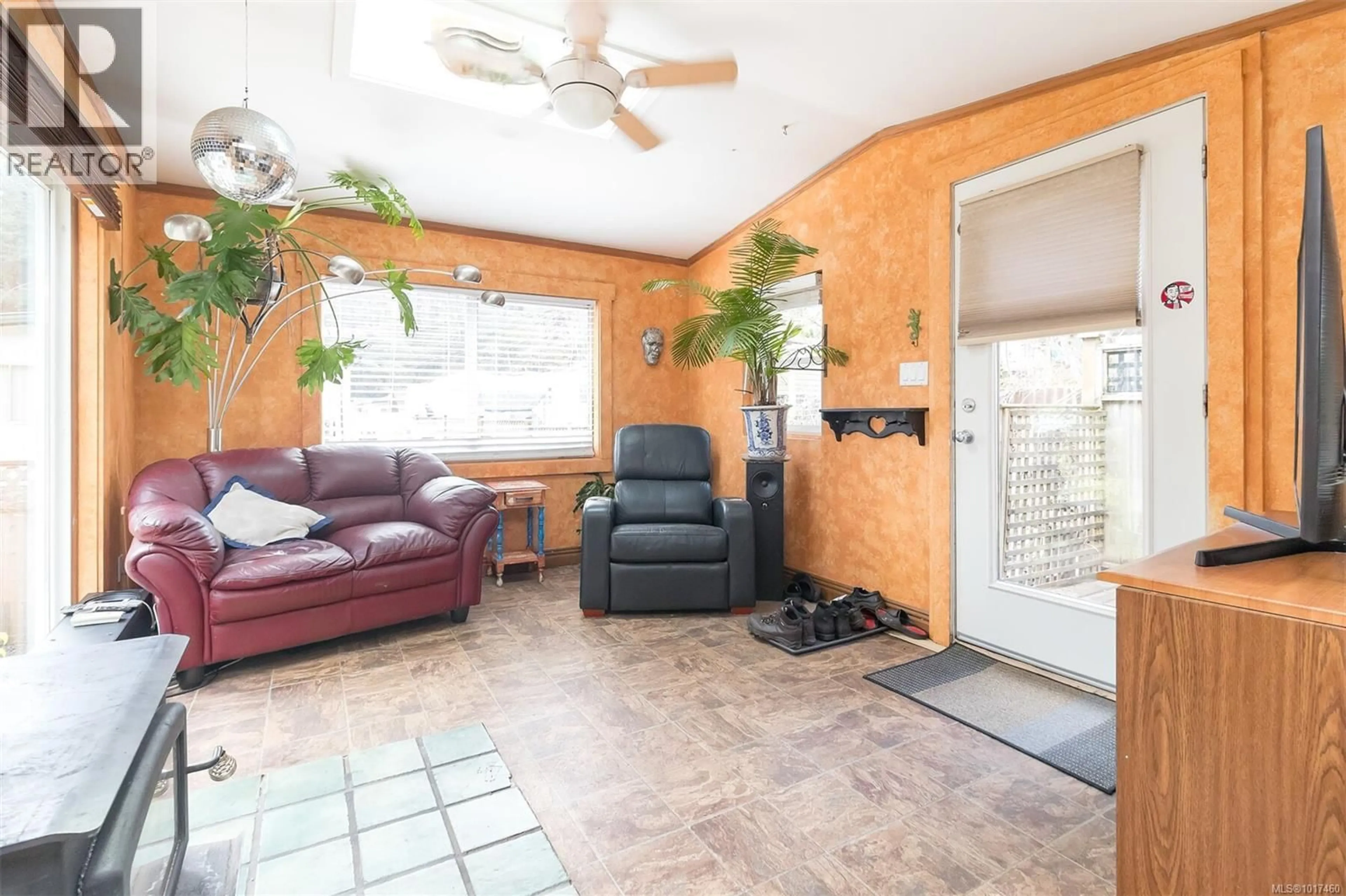 Living room with furniture, ceramic/tile floor for 143 - 2500 FLORENCE LAKE ROAD, Langford British Columbia V9B4H2
