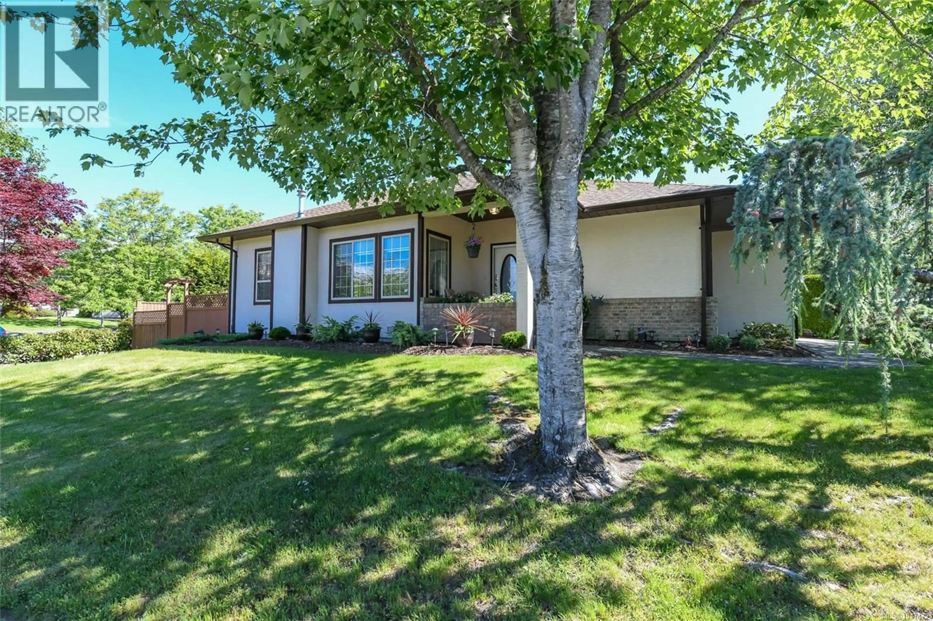 Home with vinyl exterior material, street for 11 - 1288 TUNNER DRIVE, Courtenay British Columbia V9N8S2