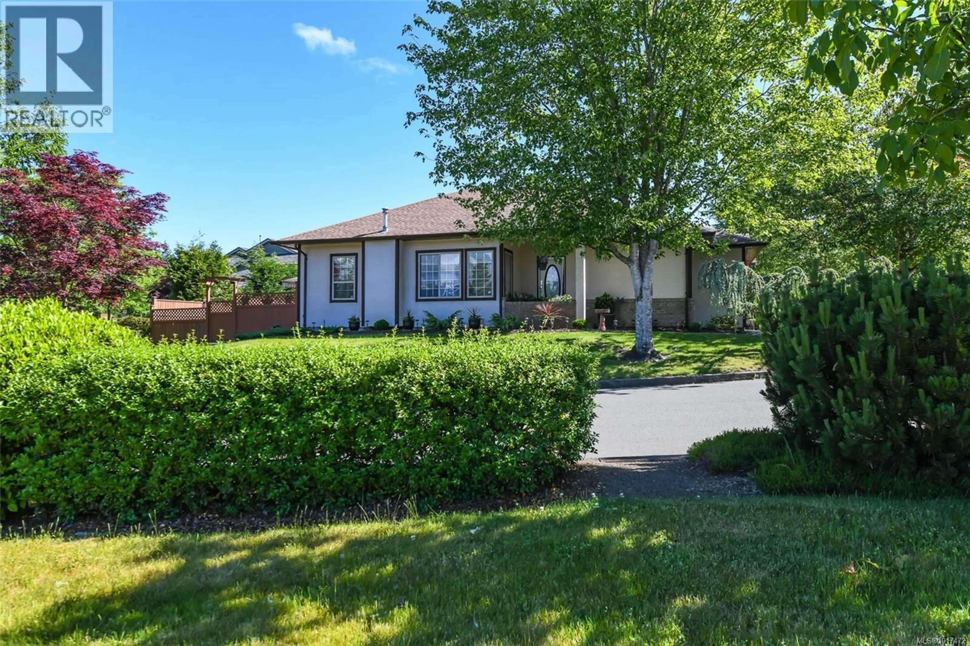 A pic from outside/outdoor area/front of a property/back of a property/a pic from drone, street for 11 - 1288 TUNNER DRIVE, Courtenay British Columbia V9N8S2