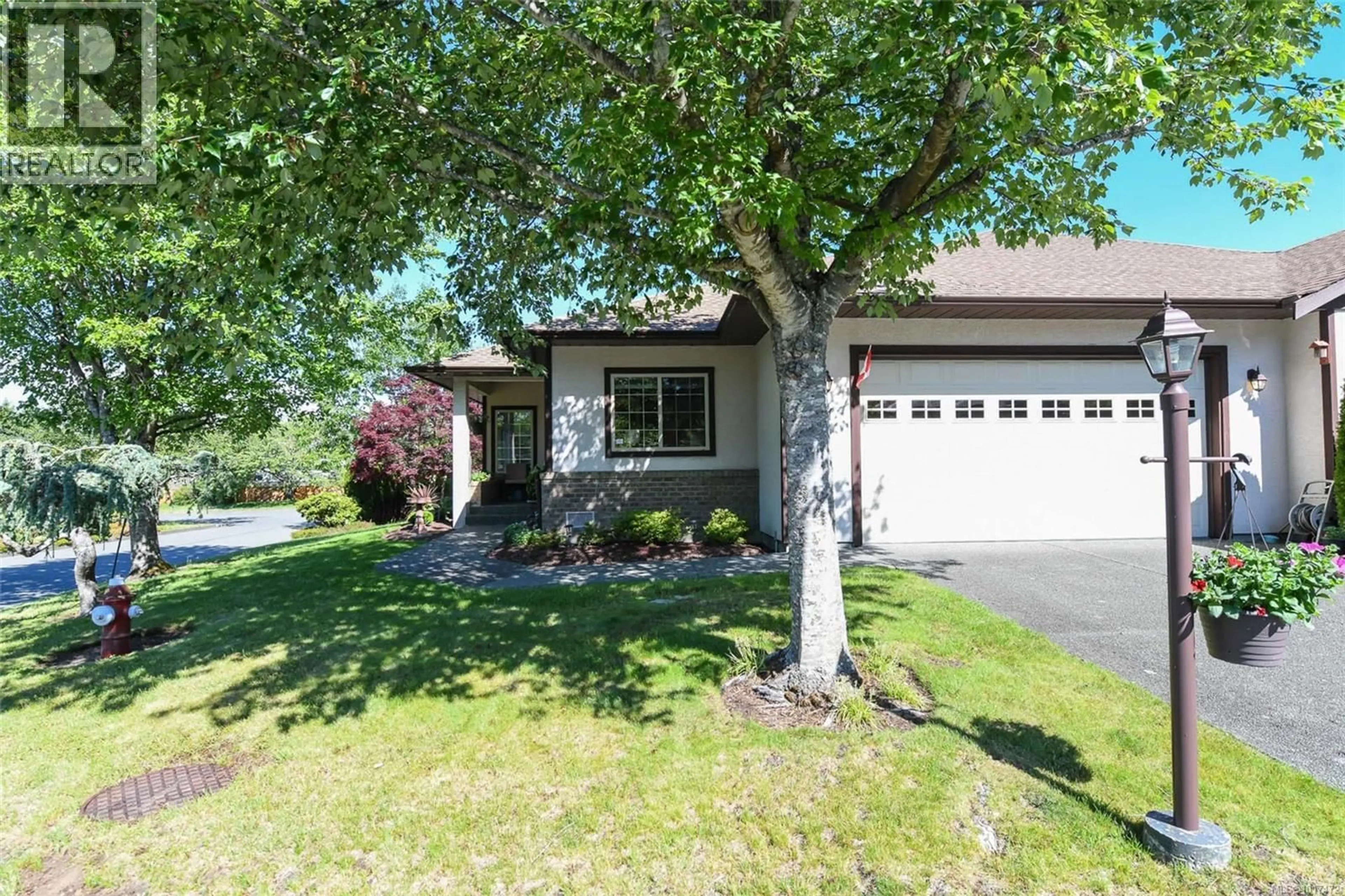 Home with vinyl exterior material, street for 11 - 1288 TUNNER DRIVE, Courtenay British Columbia V9N8S2