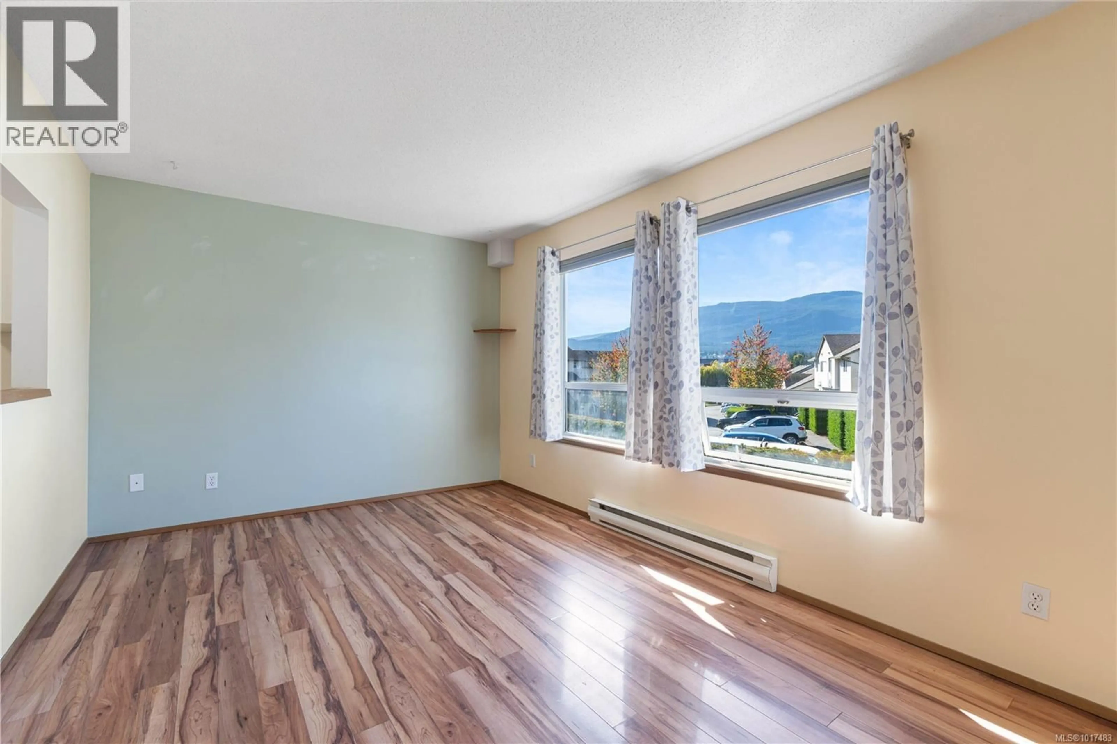 A pic of a room for 205 - 1912 BOWEN ROAD, Nanaimo British Columbia V9S5S6