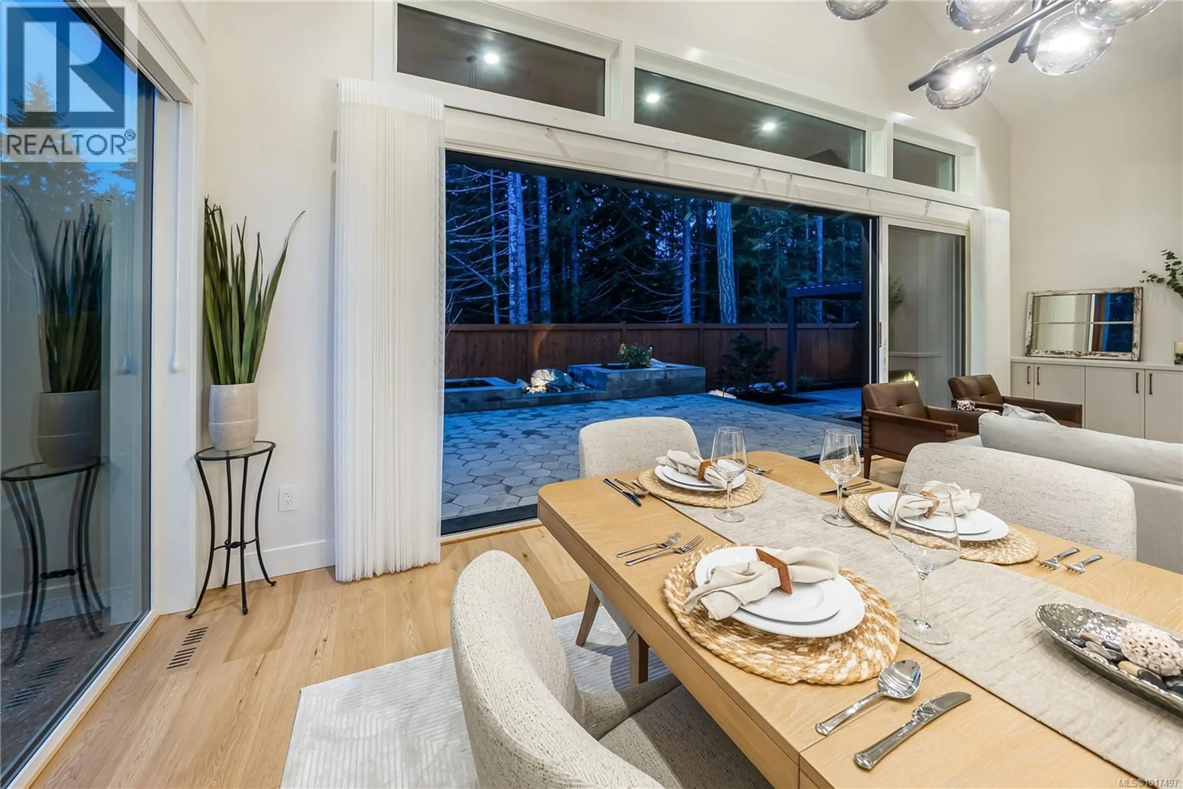 Dining room, unknown for 948 FLAGSTICK ROAD, Qualicum Beach British Columbia V9K1M5