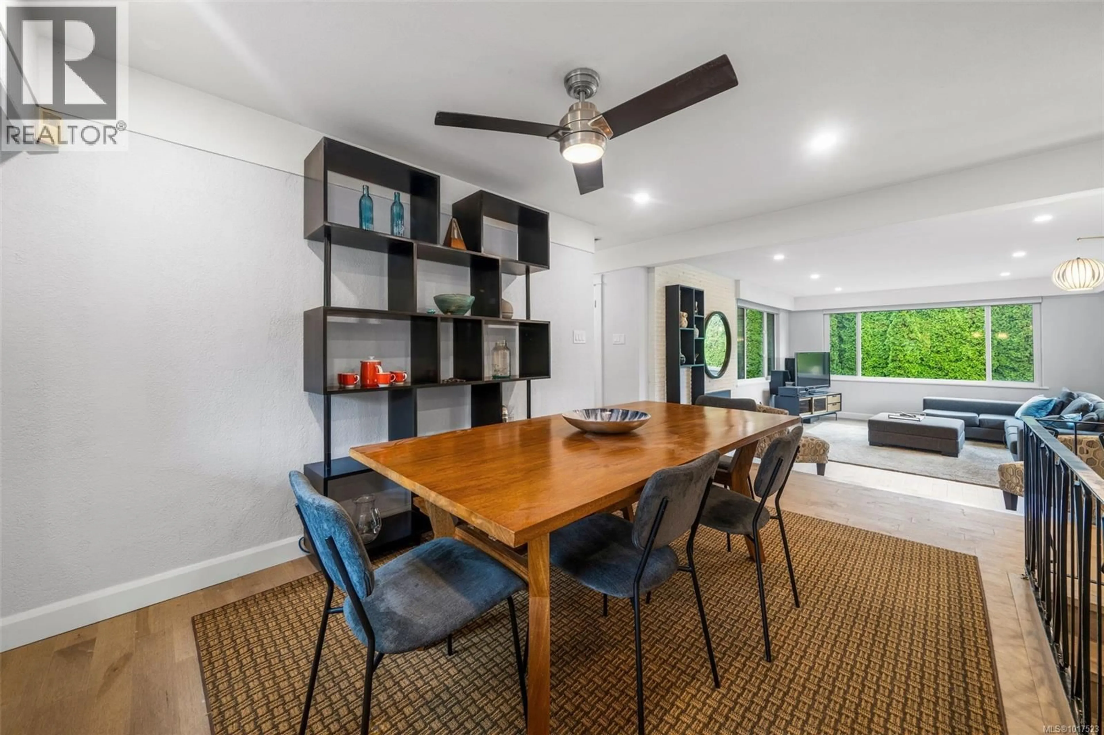Dining room, unknown for 1296 GARKIL ROAD, Saanich British Columbia V9P2L3