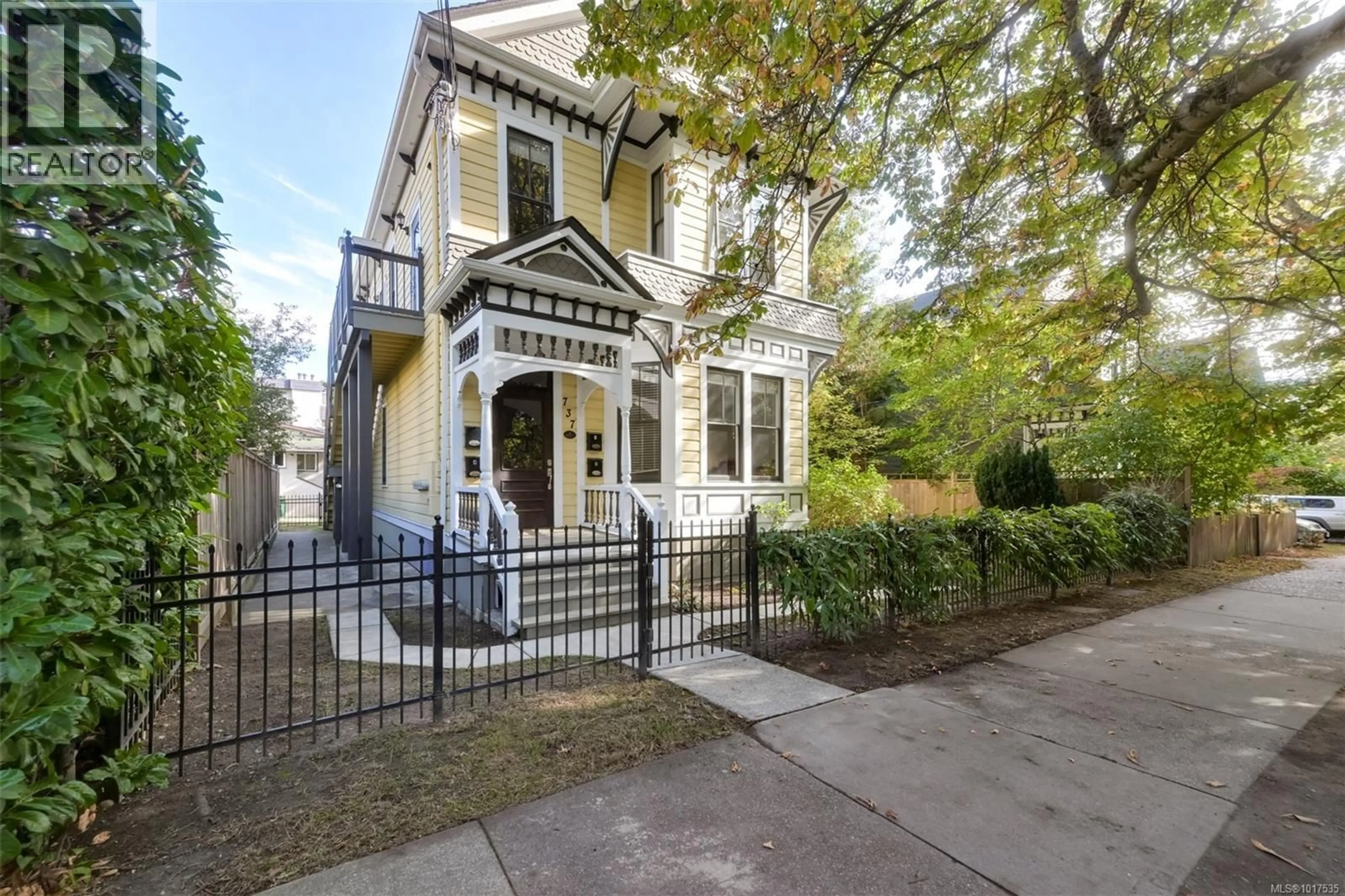 Unknown for 737 VANCOUVER STREET, Victoria British Columbia V8V3V4