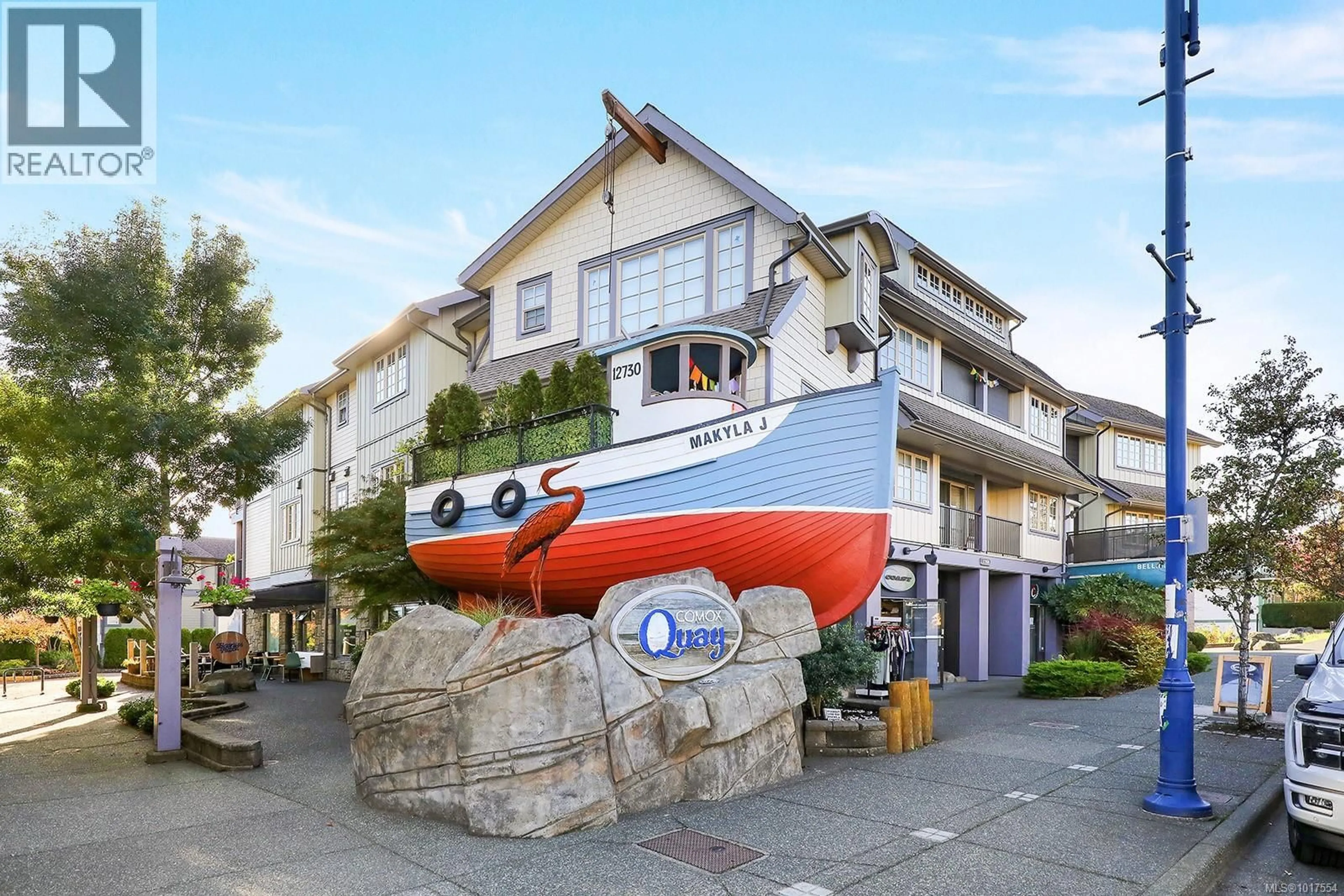 Patio, unknown for 203 - 1705 COMOX AVENUE, Comox British Columbia V9M3M1