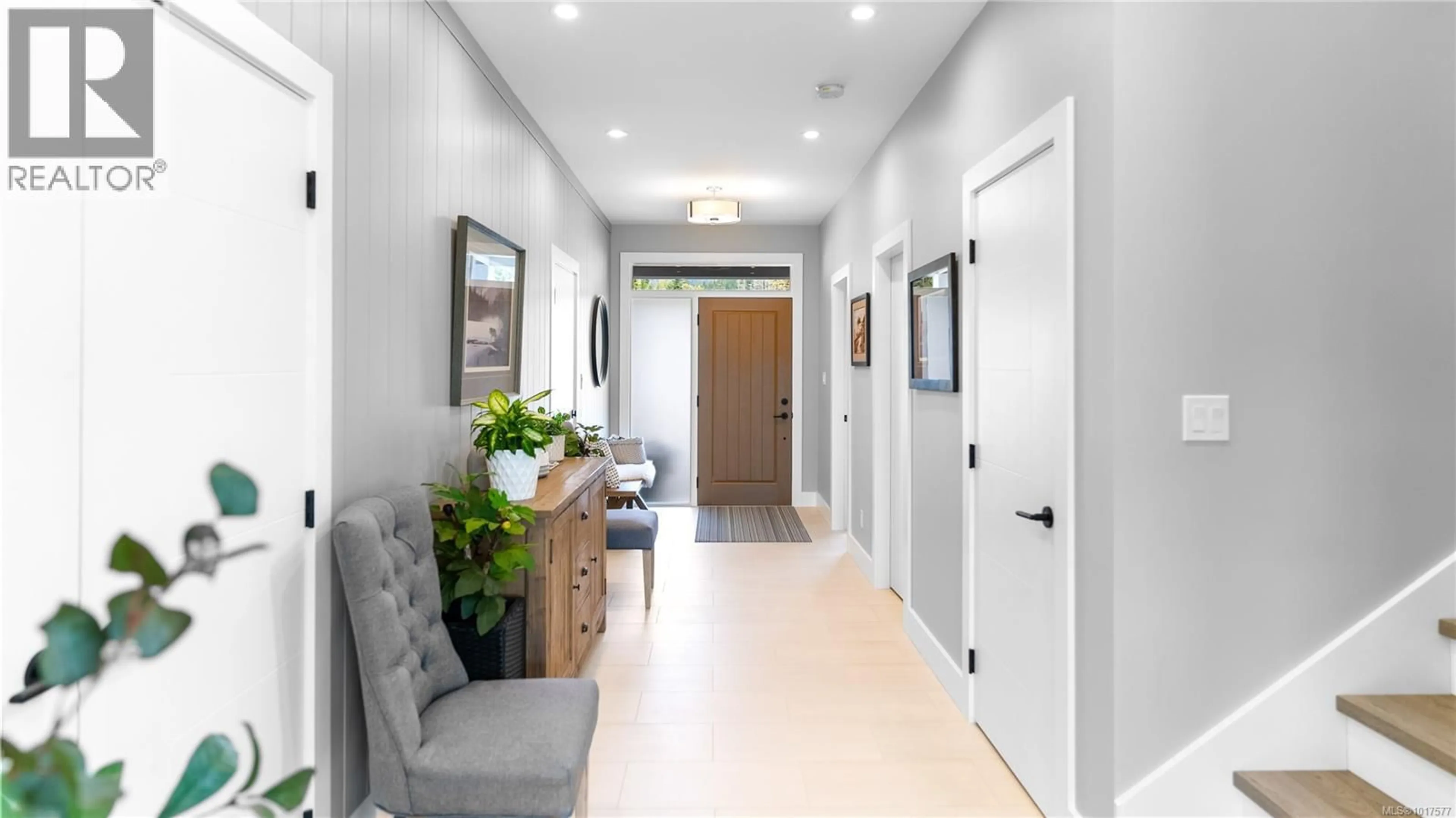 Indoor entryway for 7267 LAKEFRONT DRIVE, Lake Cowichan British Columbia V0R2G1