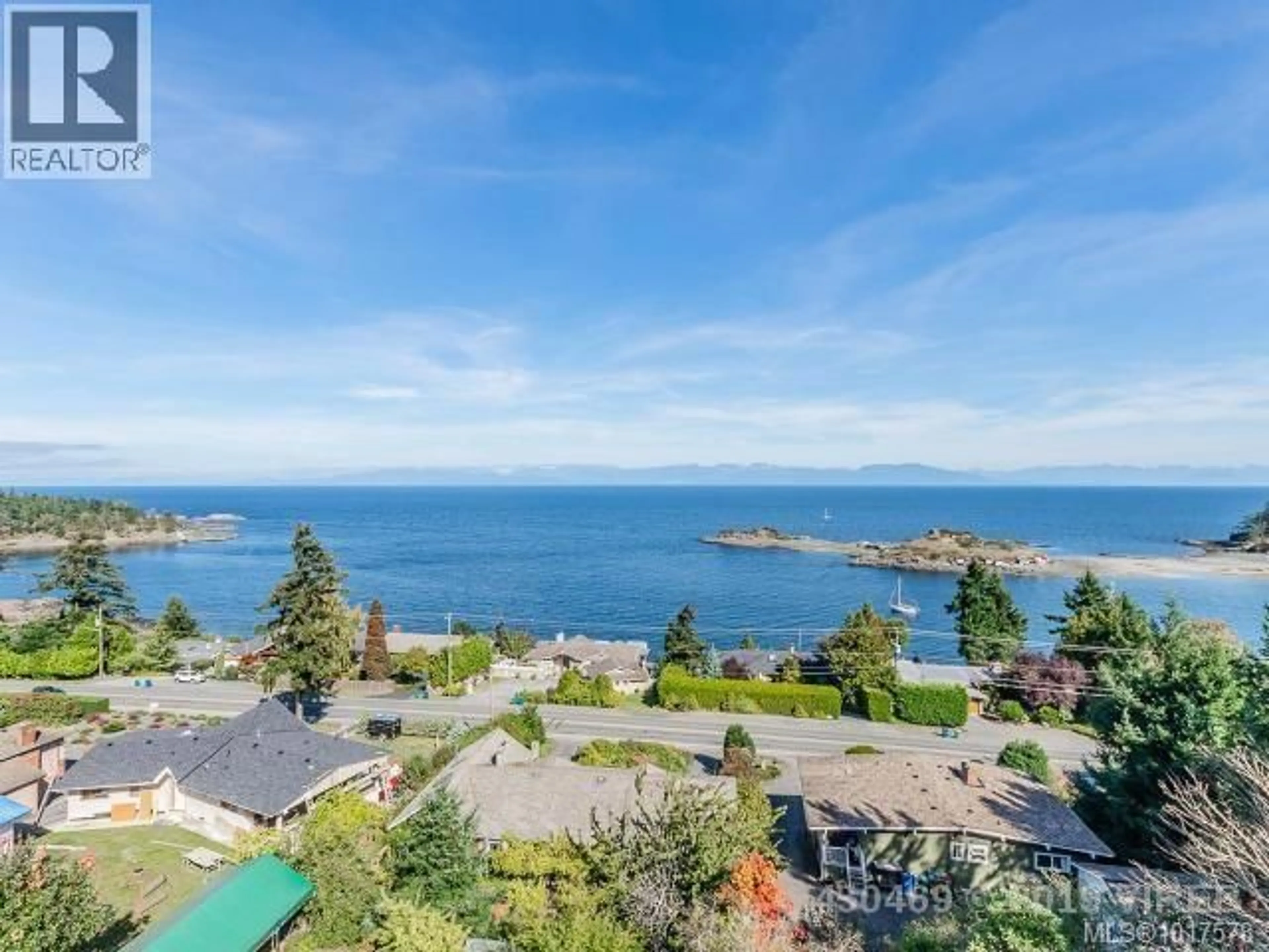 A pic from outside/outdoor area/front of a property/back of a property/a pic from drone, water/lake/river/ocean view for 3865 GULFVIEW DRIVE, Nanaimo British Columbia V9T6E2