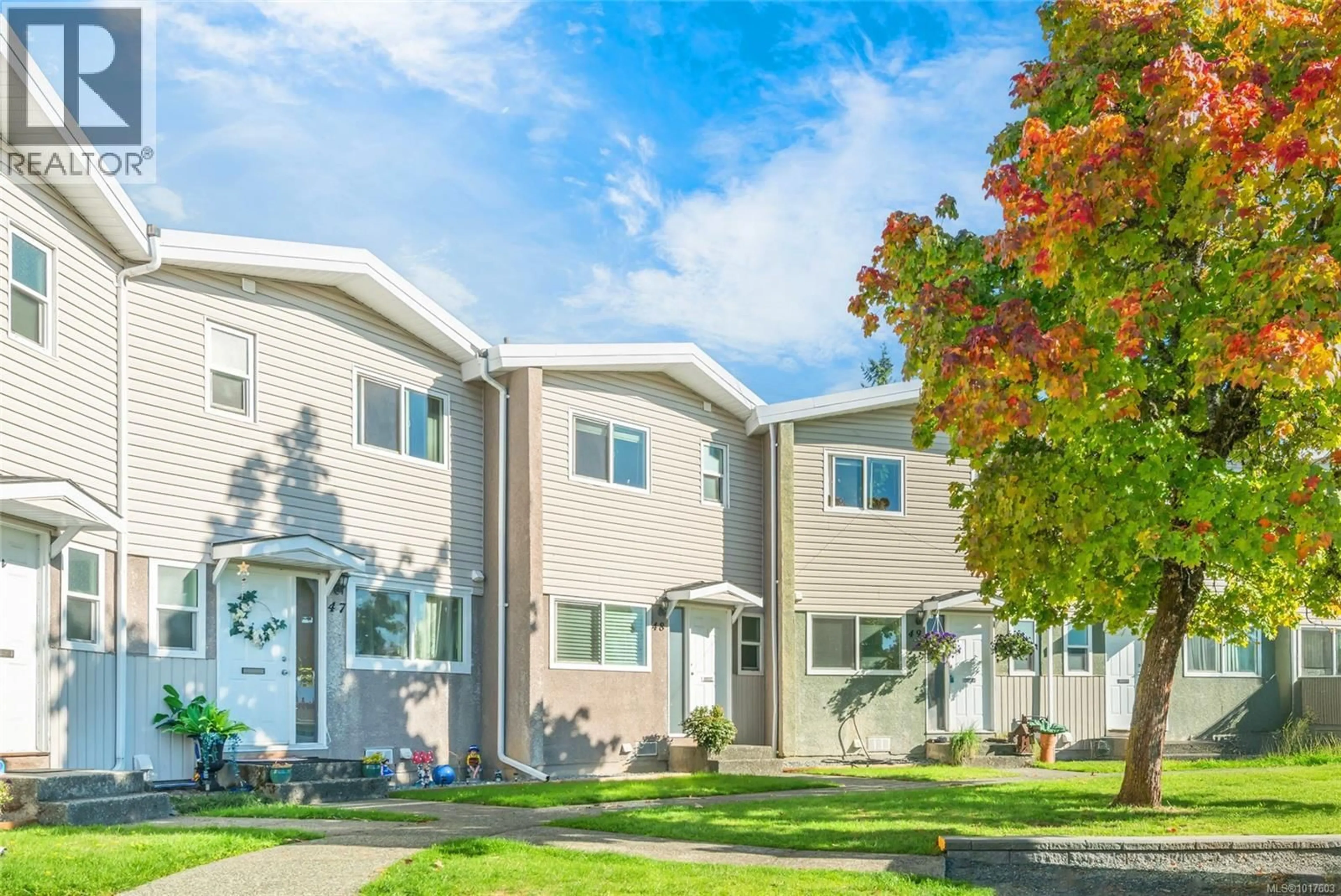 Home with vinyl exterior material, street for 47 - 4110 KENDALL AVENUE, Port Alberni British Columbia V9Y5J1