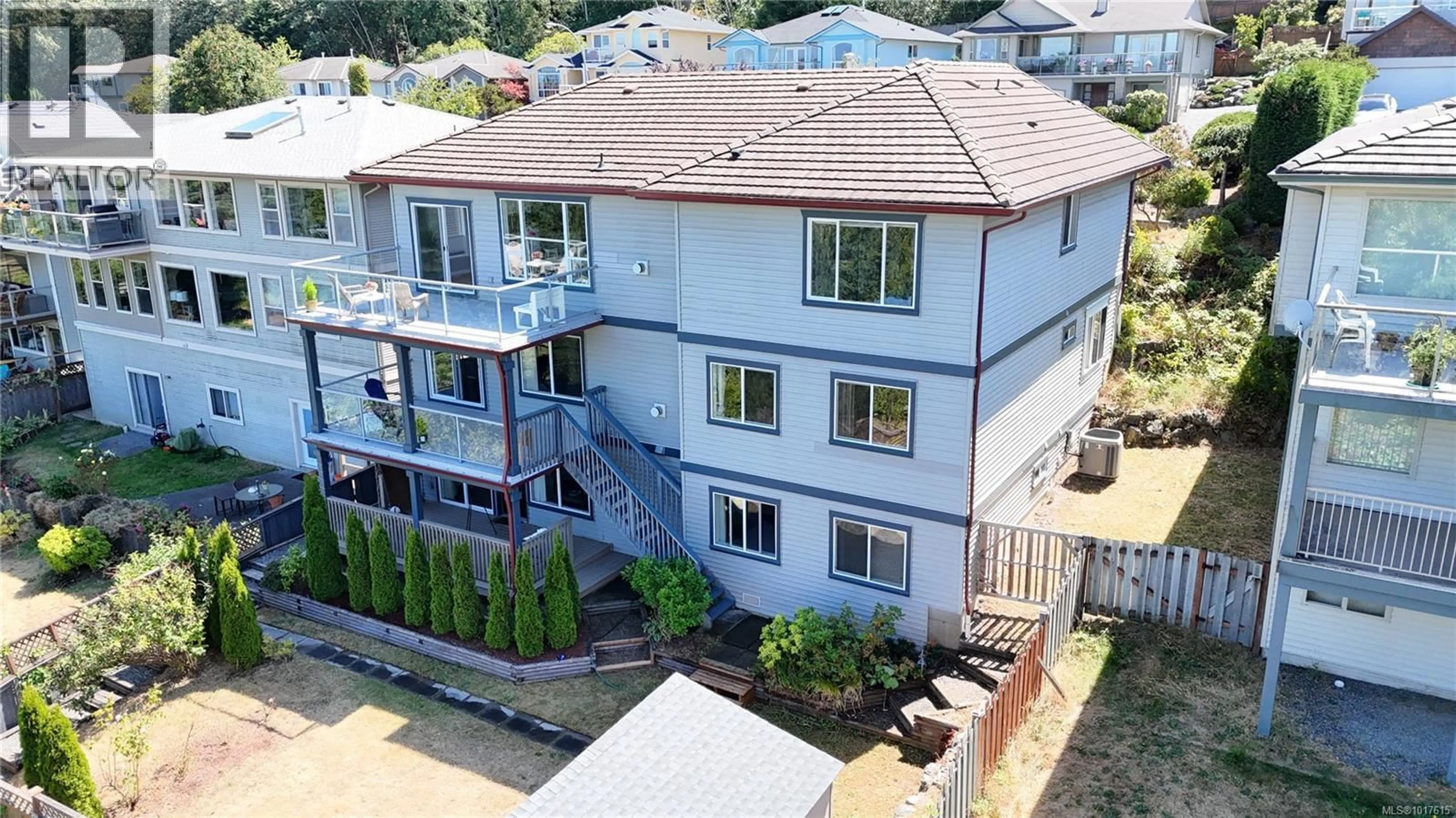 A pic from outside/outdoor area/front of a property/back of a property/a pic from drone, unknown for 4124 GULFVIEW DRIVE, Nanaimo British Columbia V9T6G3