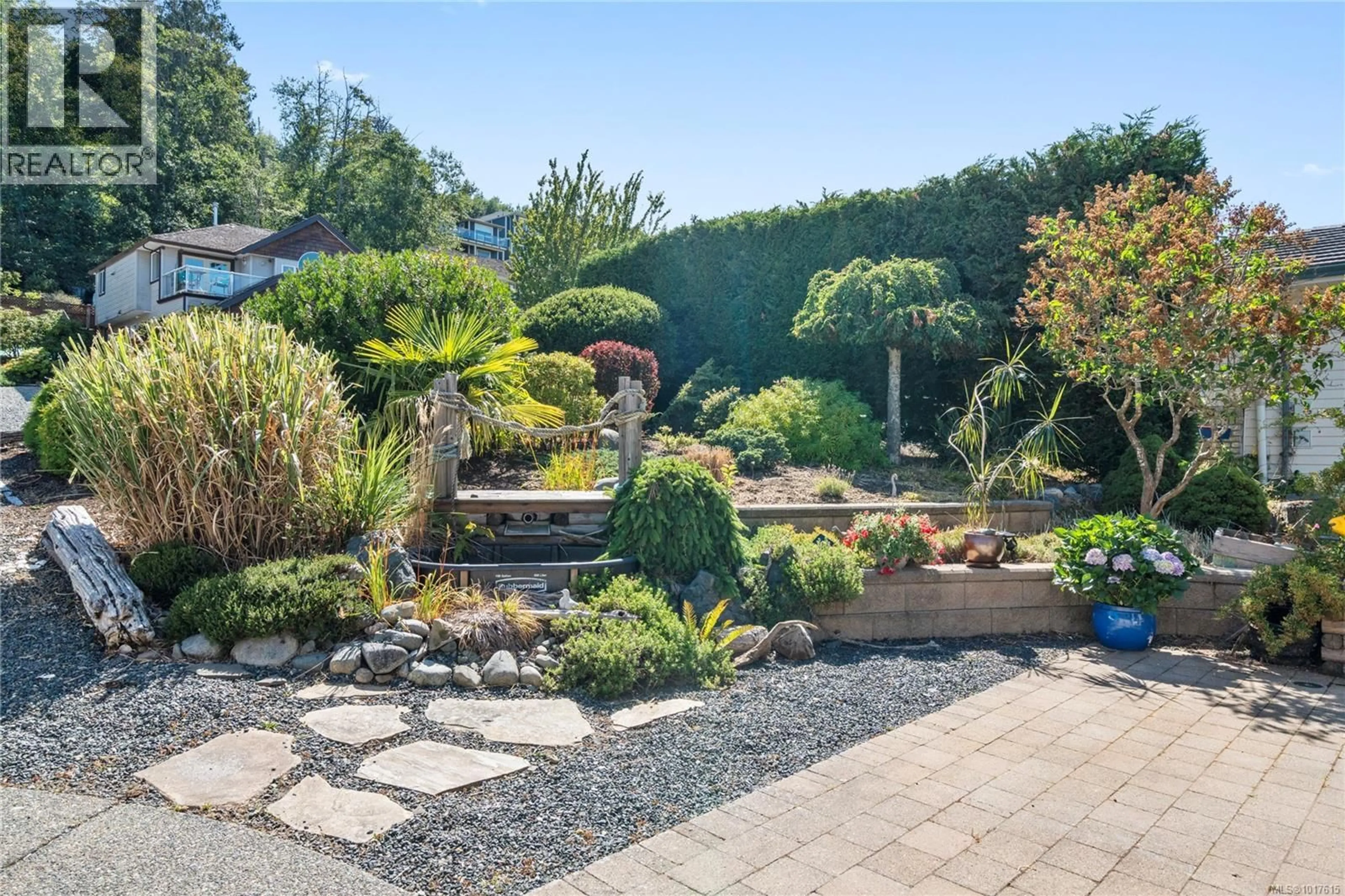 Patio, water/lake/river/ocean view for 4124 GULFVIEW DRIVE, Nanaimo British Columbia V9T6G3