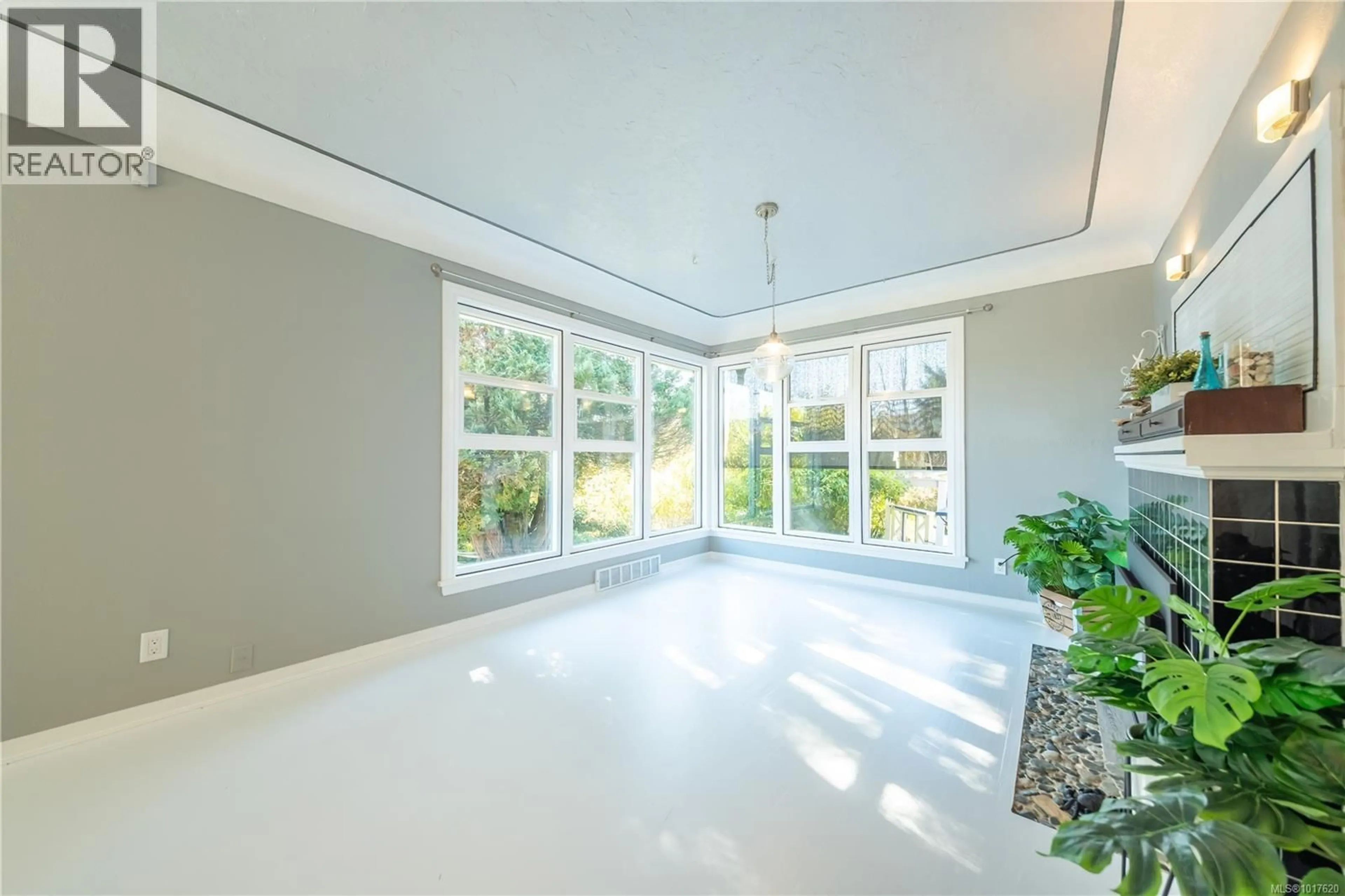 A pic of a room for 328 SEVENTH STREET, Nanaimo British Columbia V9R1E2