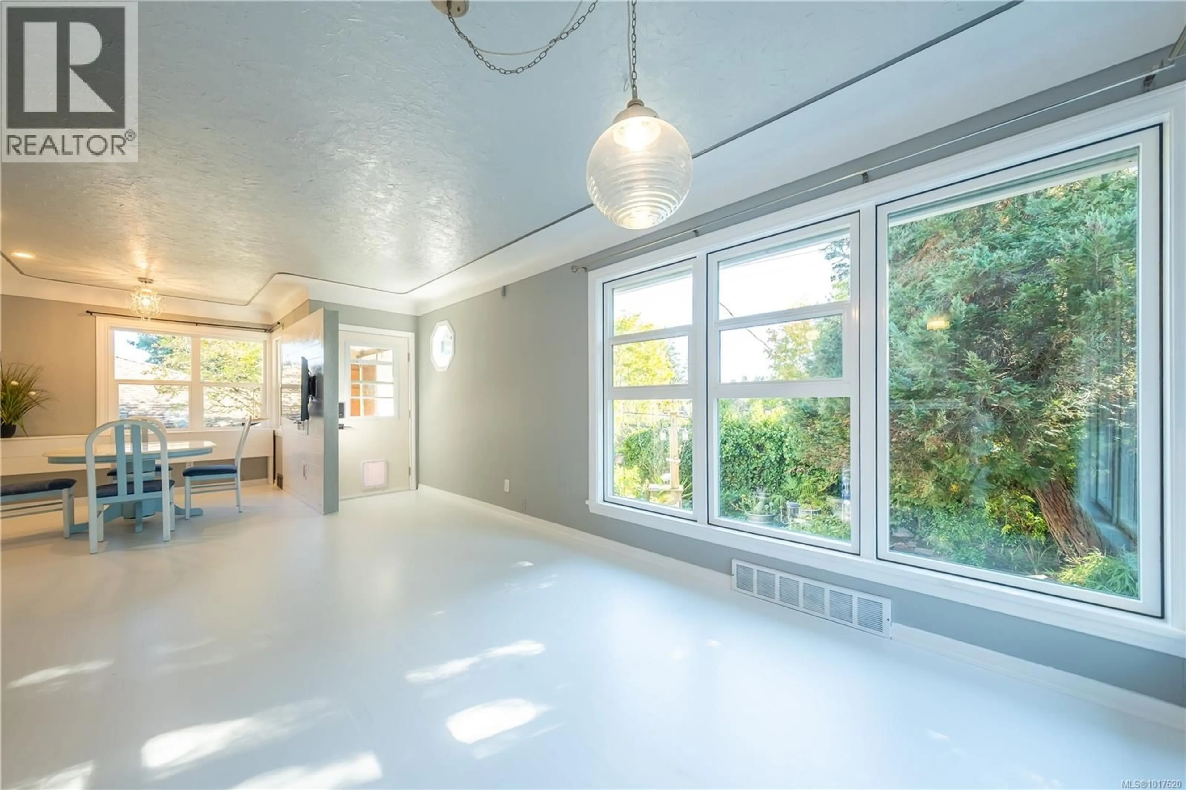 A pic of a room for 328 SEVENTH STREET, Nanaimo British Columbia V9R1E2