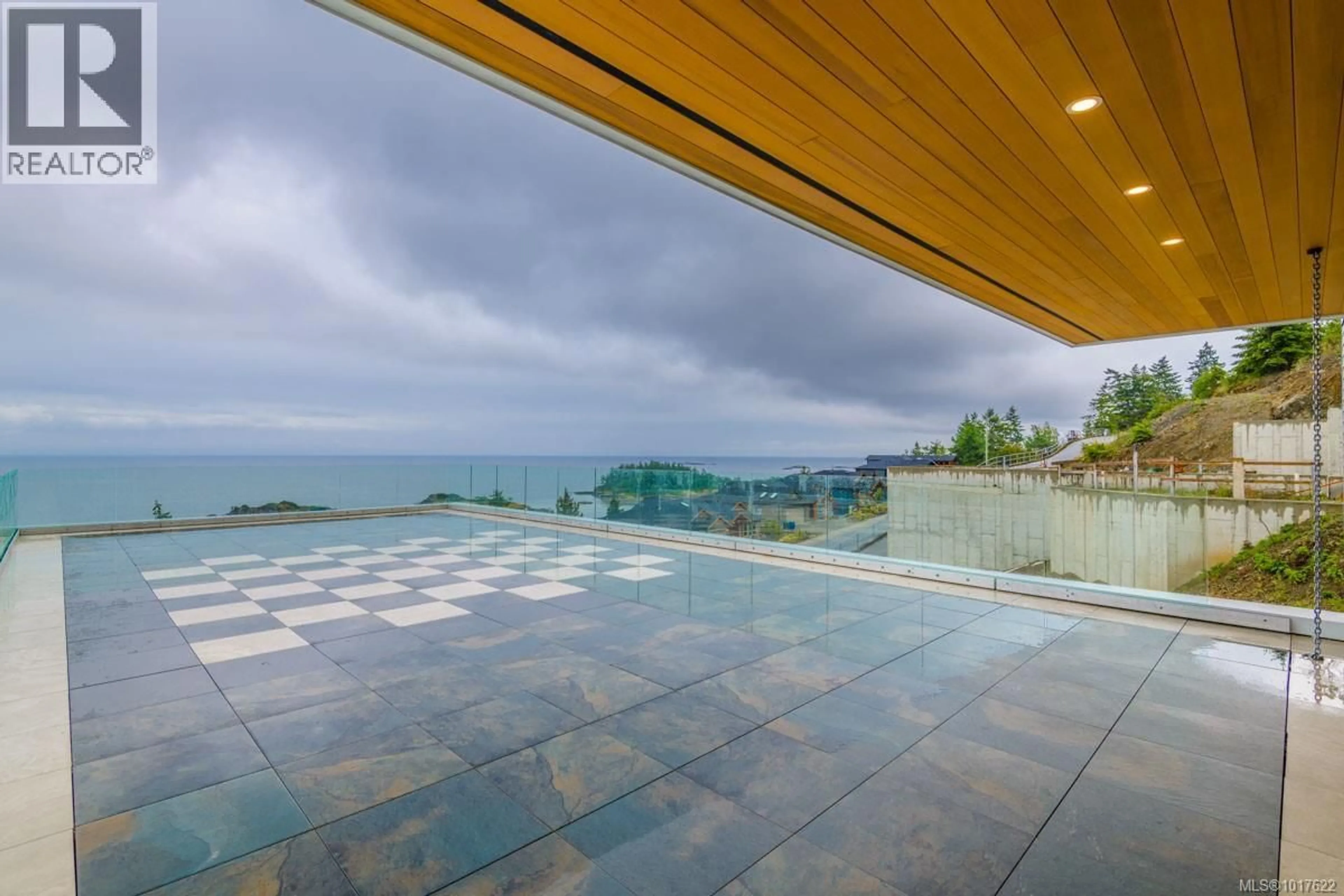 Patio, water/lake/river/ocean view for 3887 GULFVIEW DRIVE, Nanaimo British Columbia V9T6E2