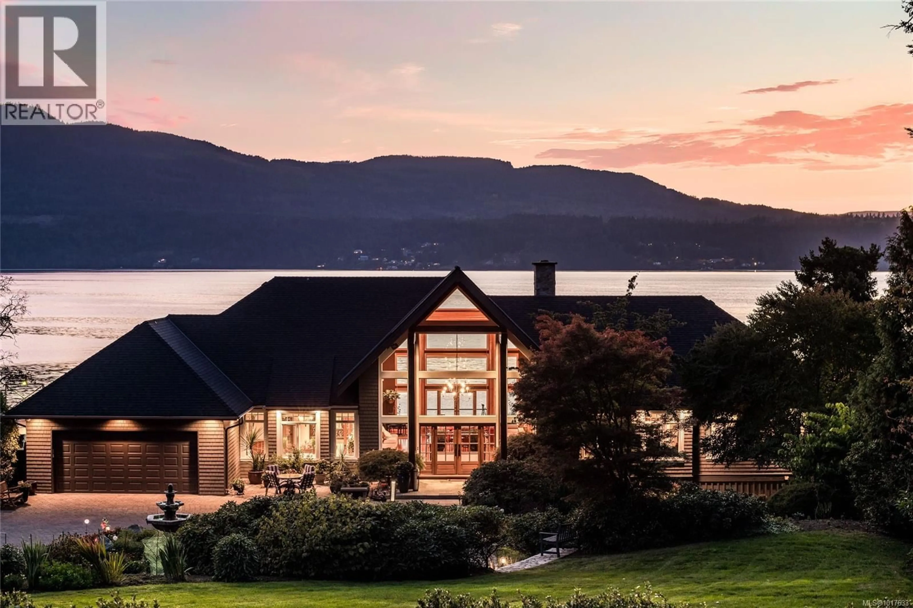 A pic from outside/outdoor area/front of a property/back of a property/a pic from drone, water/lake/river/ocean view for 8338 WEST SAANICH ROAD, Central Saanich British Columbia V8M1S5