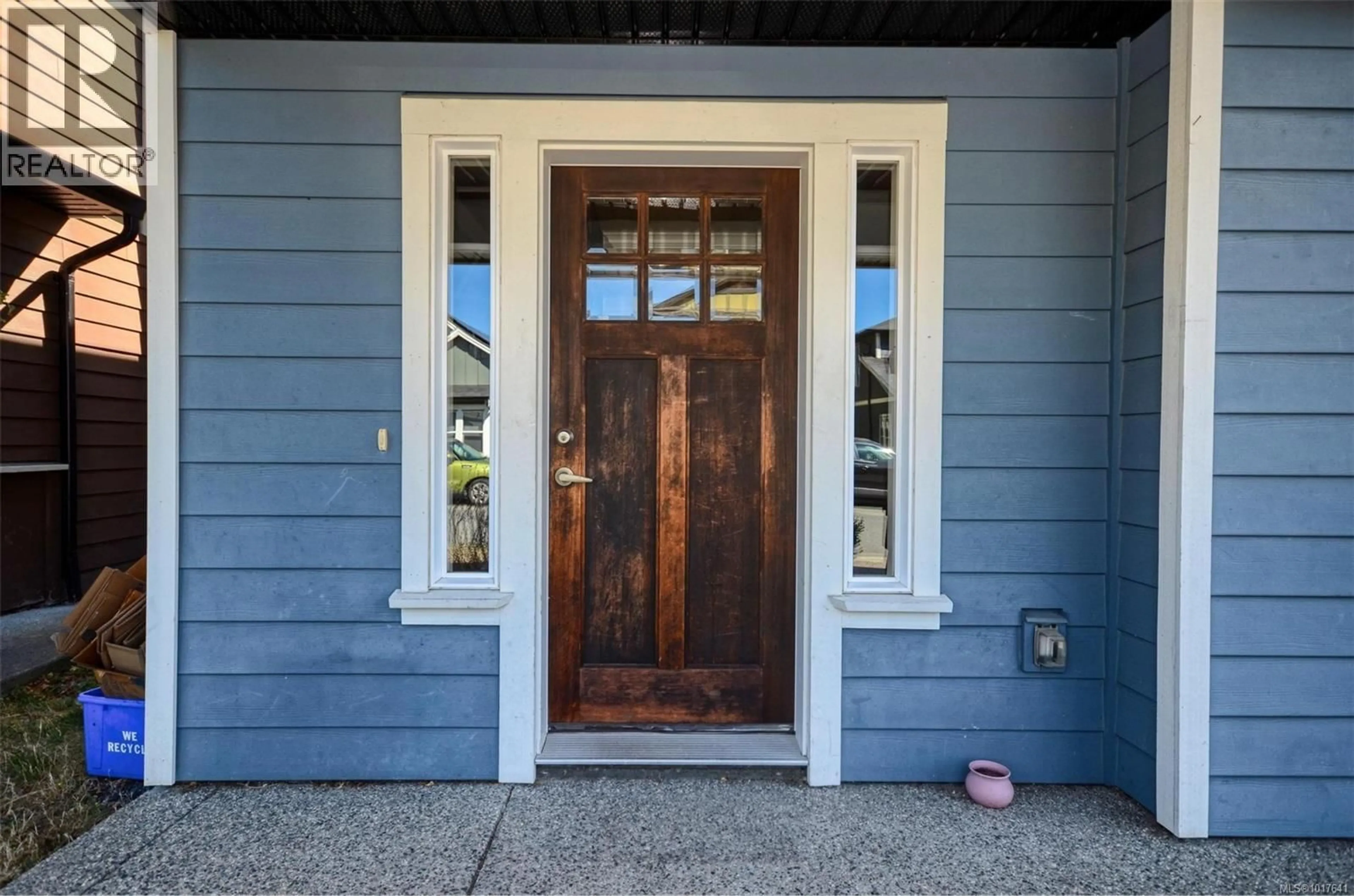 Indoor entryway for 3307 MERLIN ROAD, Langford British Columbia V9C0H3