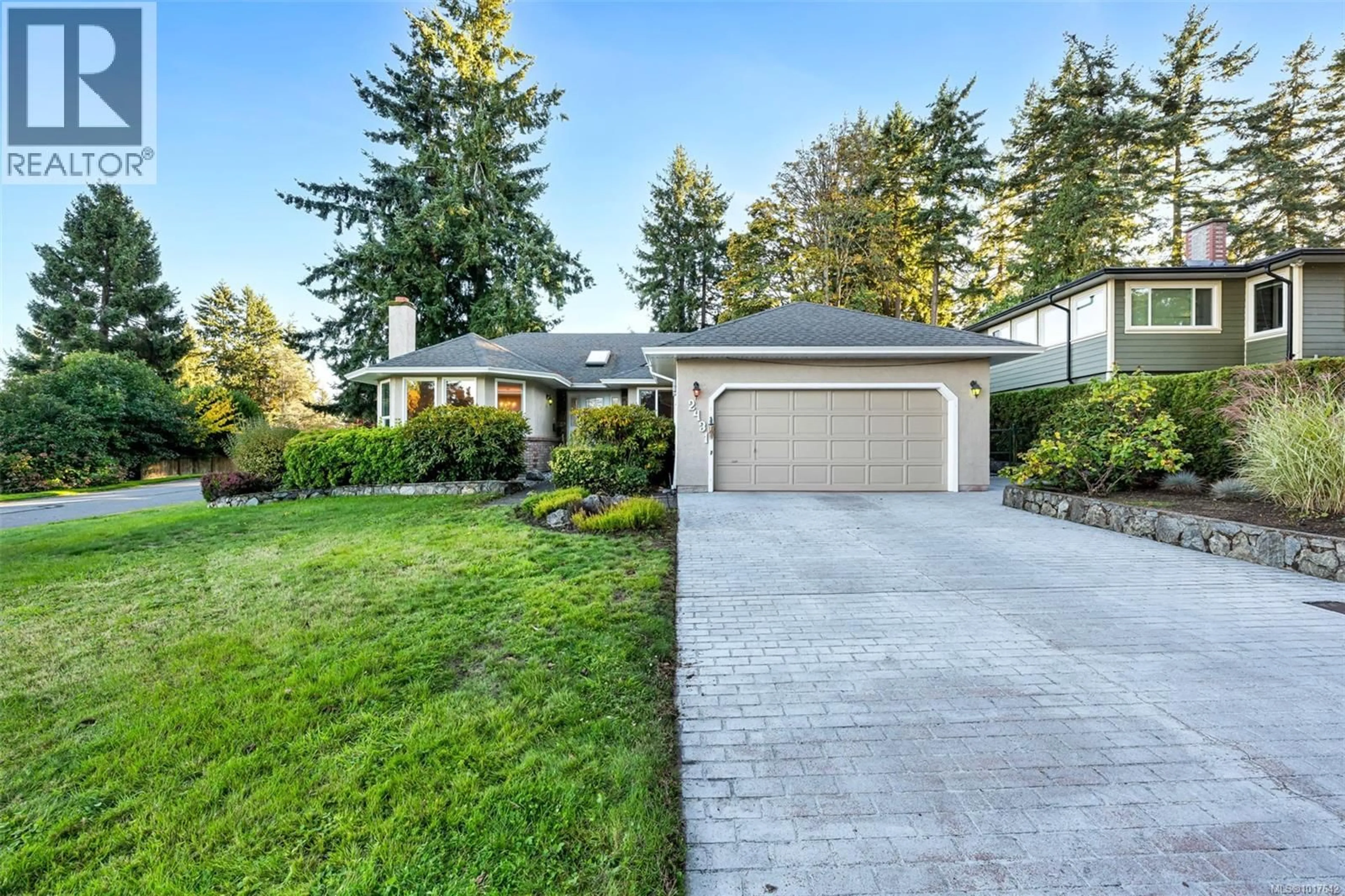 Home with vinyl exterior material, street for 2431 WILCOX TERRACE, Central Saanich British Columbia V8Z5R7