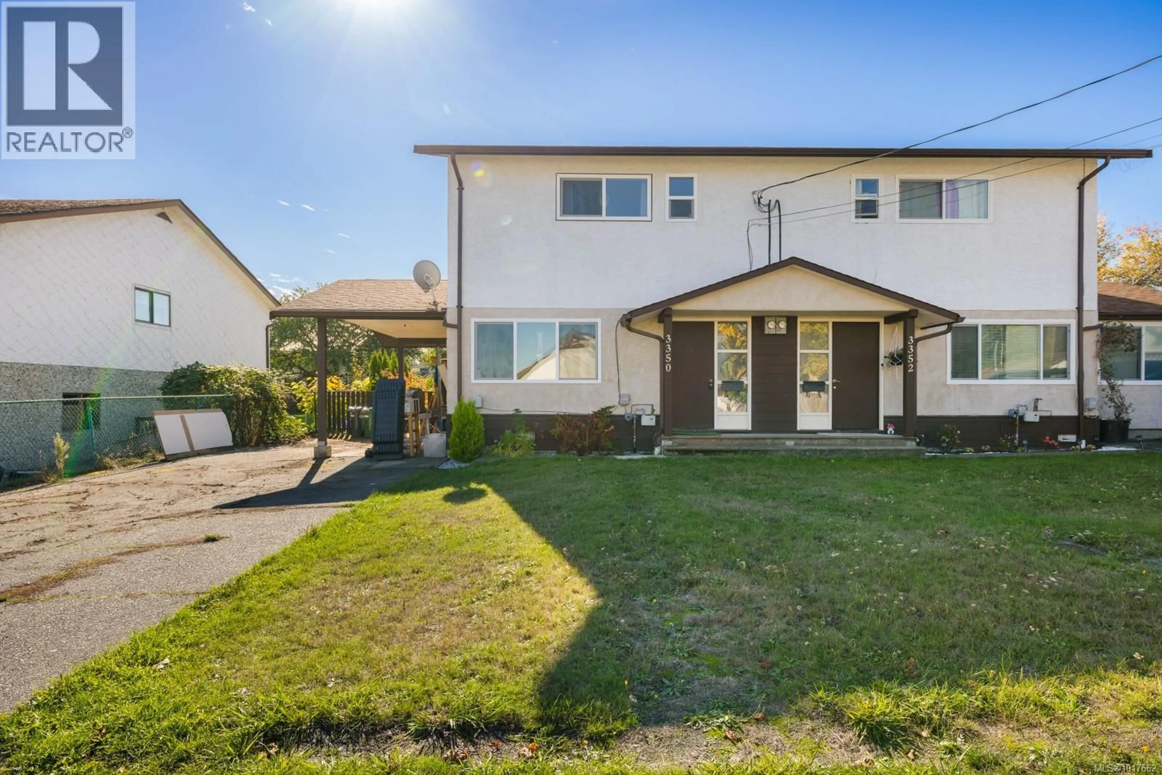 A pic from outside/outdoor area/front of a property/back of a property/a pic from drone, street for 3350 LIMERICK ROAD, Duncan British Columbia V9L4P8