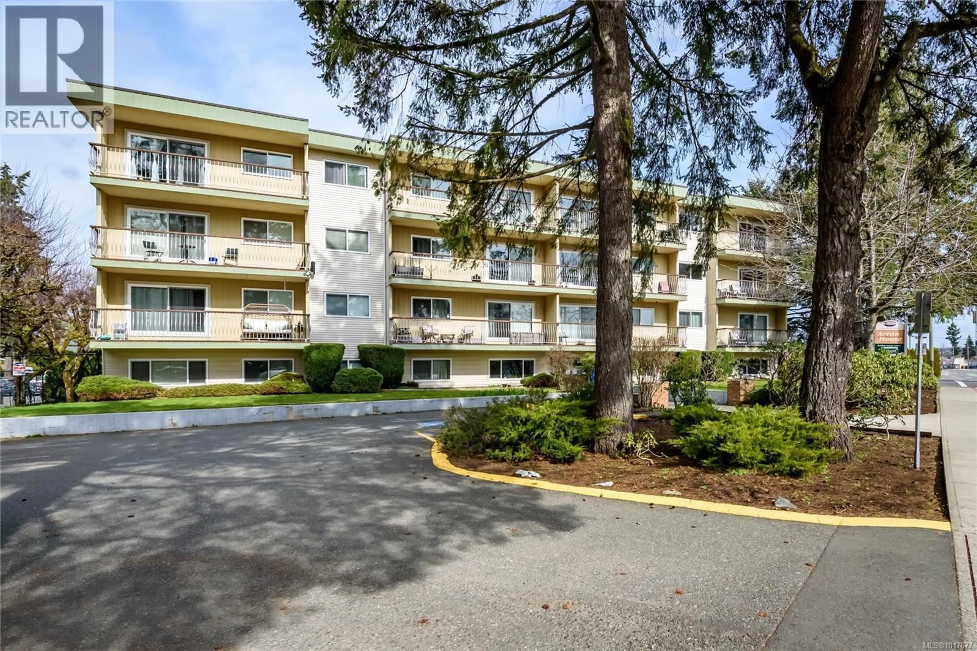 Patio, unknown for 212 - 1015 CUMBERLAND ROAD, Courtenay British Columbia V9N2E7