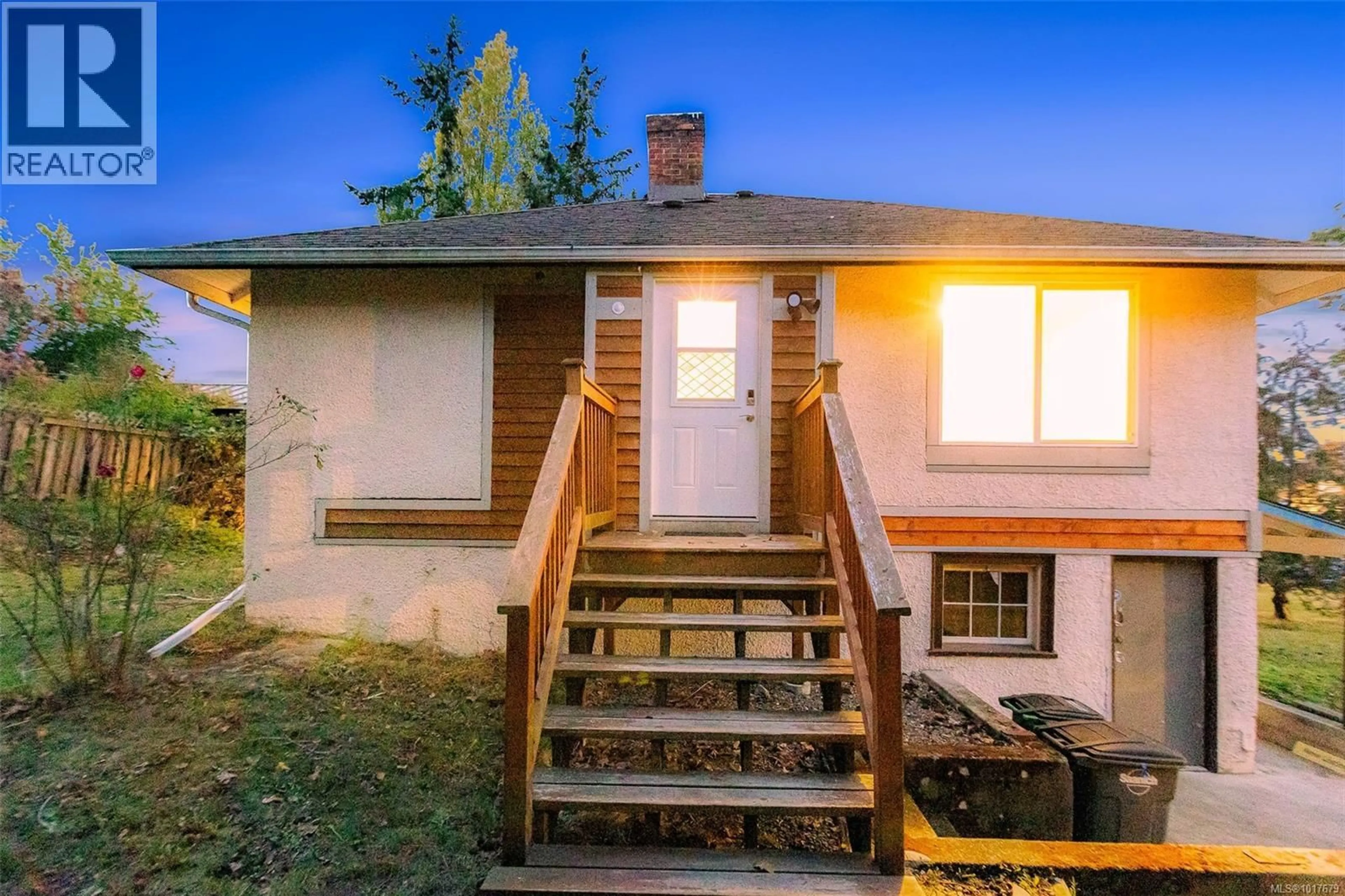 Unknown for 611 POLYANTHUS CRESCENT, Saanich British Columbia V8Z2J3