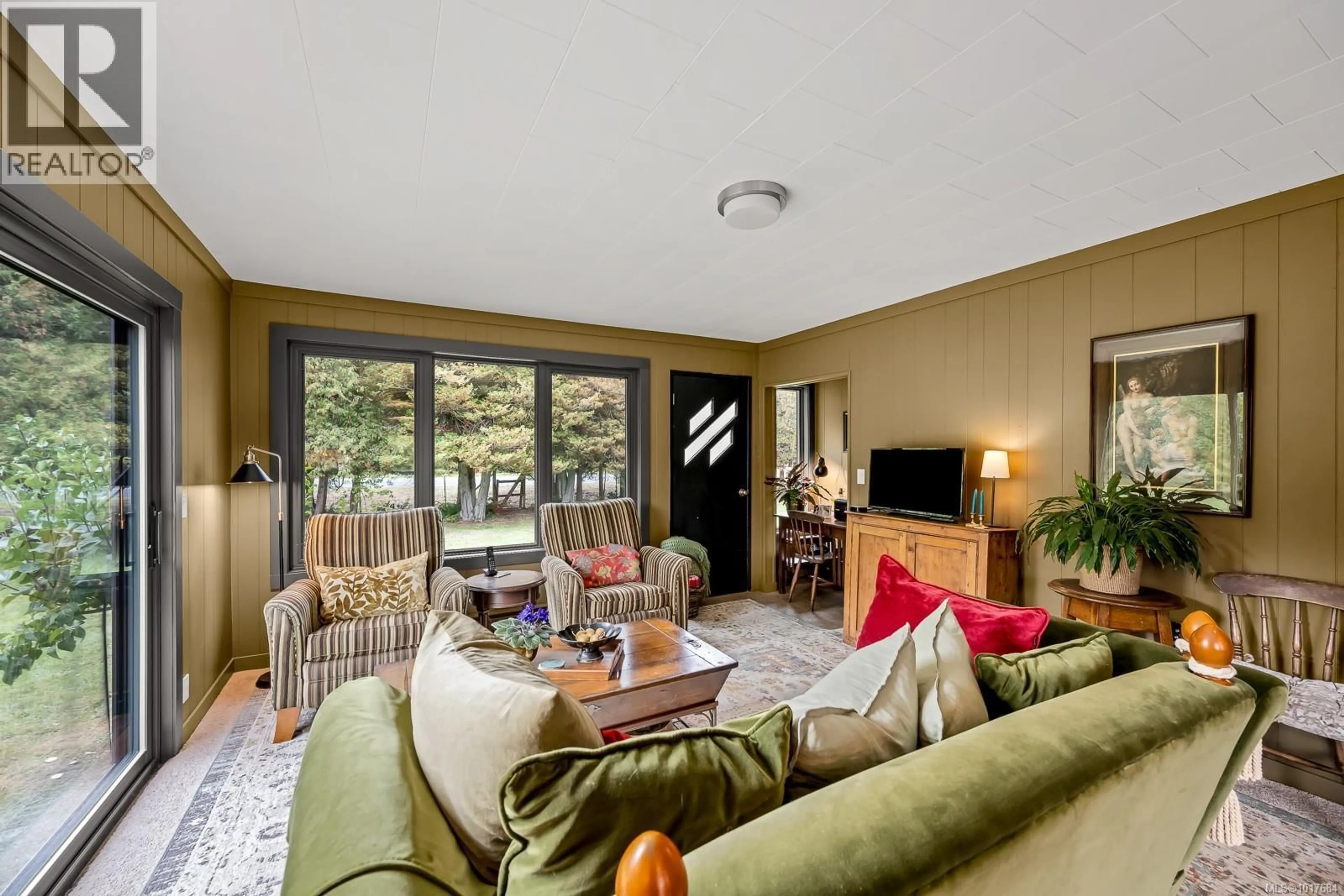 Living room with furniture, unknown for 997 BELWOOD ROAD, Cortes Island British Columbia V0P1K0
