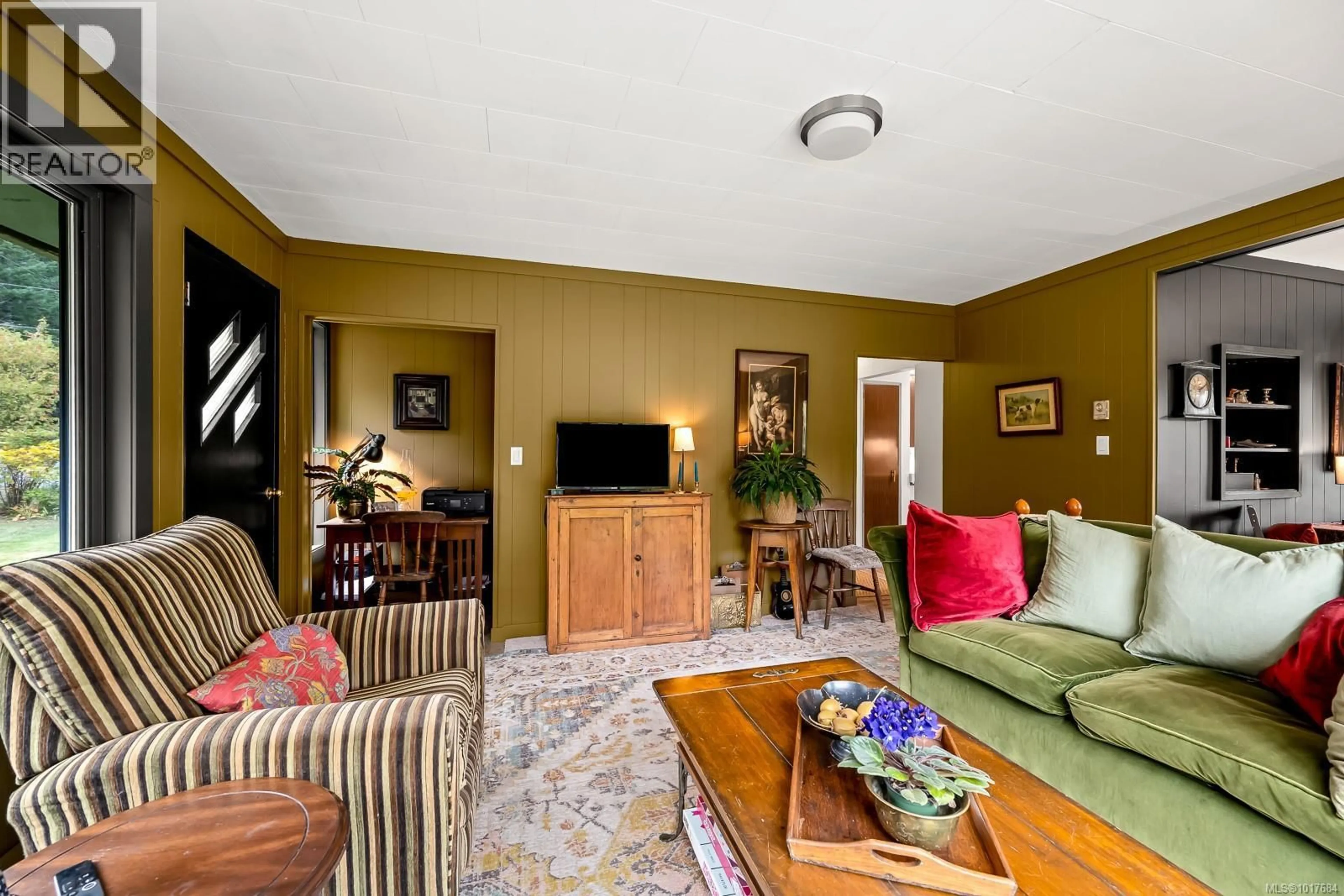 Living room with furniture, unknown for 997 BELWOOD ROAD, Cortes Island British Columbia V0P1K0