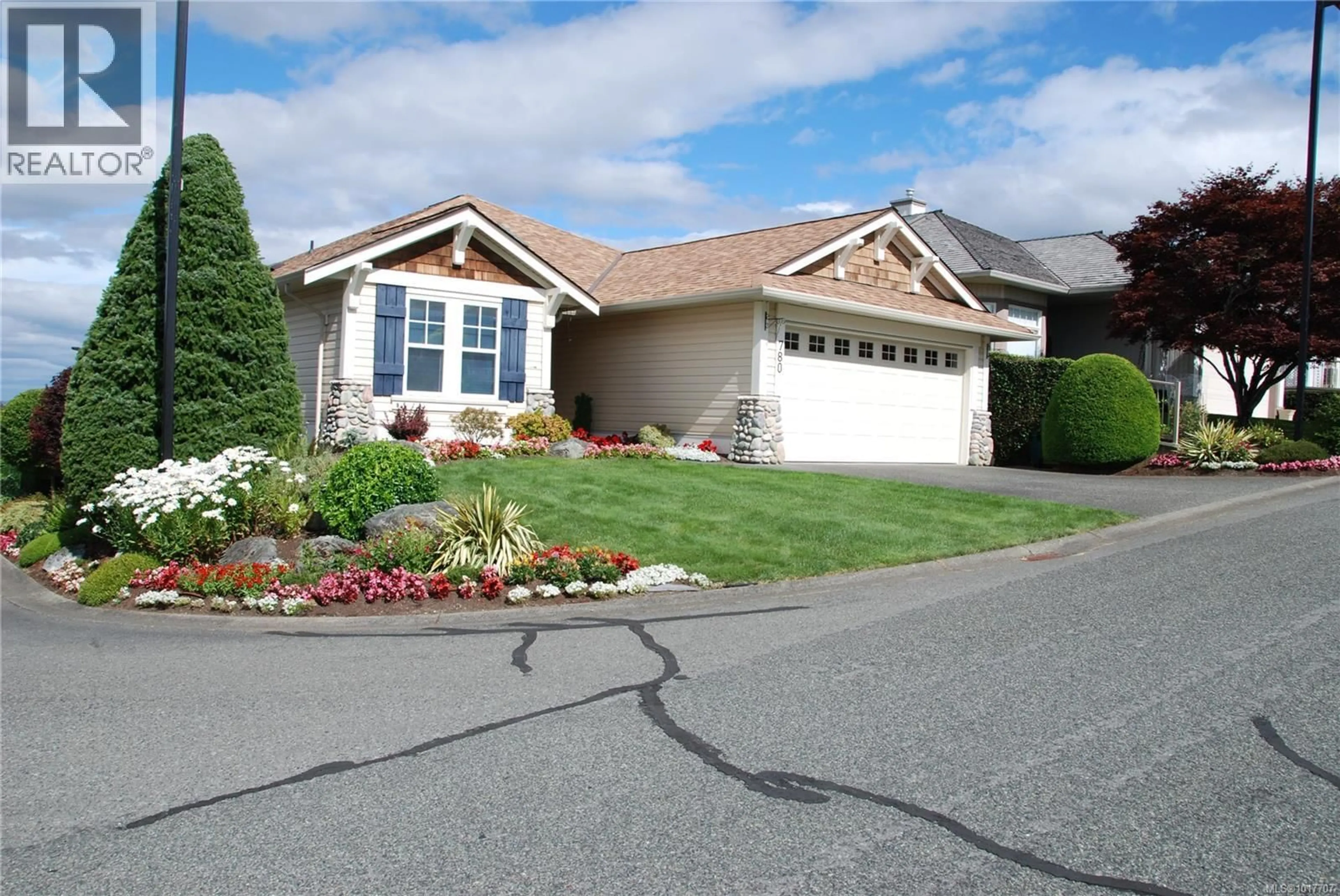 Home with vinyl exterior material, street for 780 COUNTRY CLUB DRIVE, Cobble Hill British Columbia V8H0K8