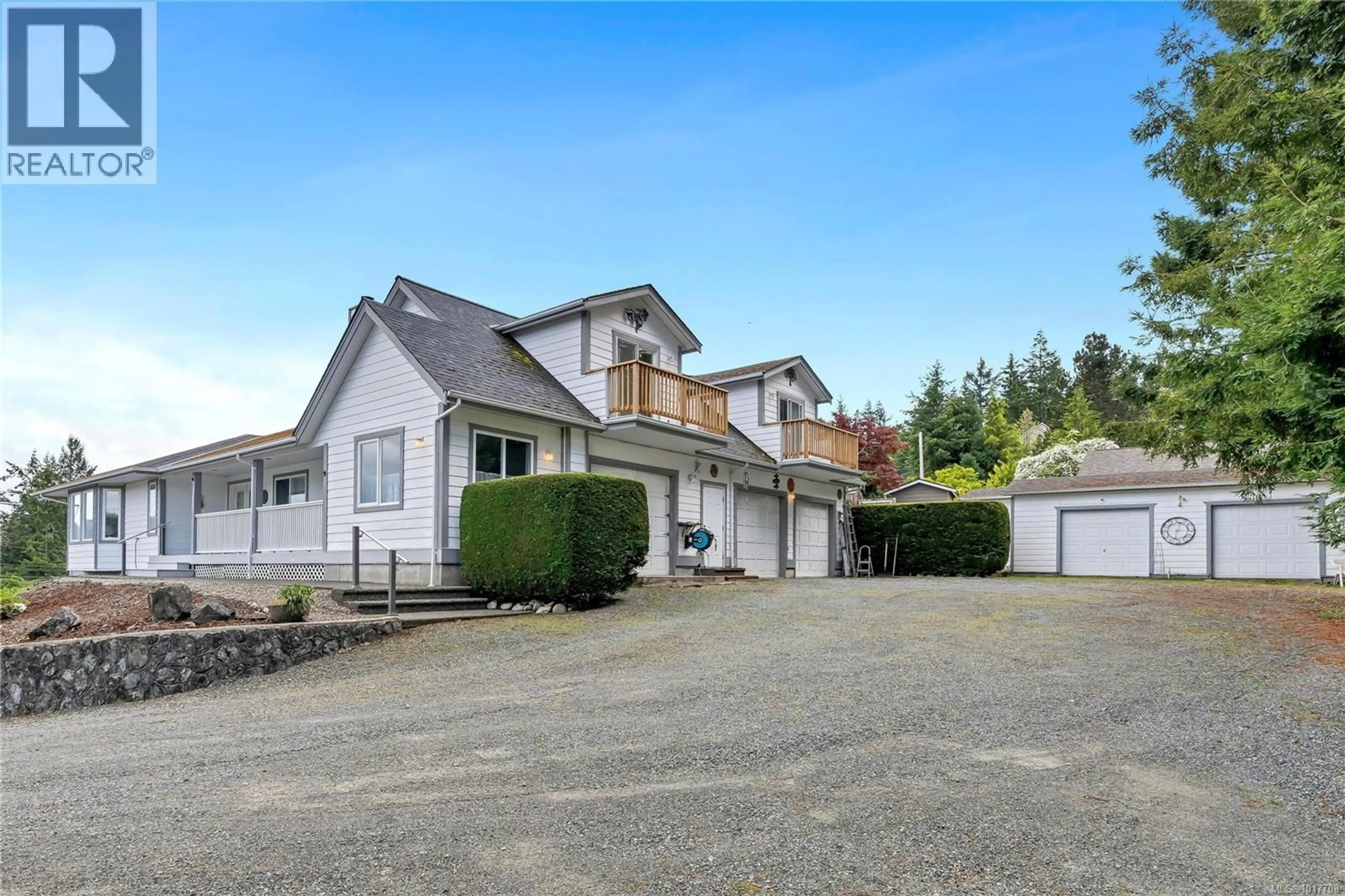 A pic from outside/outdoor area/front of a property/back of a property/a pic from drone, street for 6572 BIRD'S EYE DRIVE, Duncan British Columbia V9L5Y2