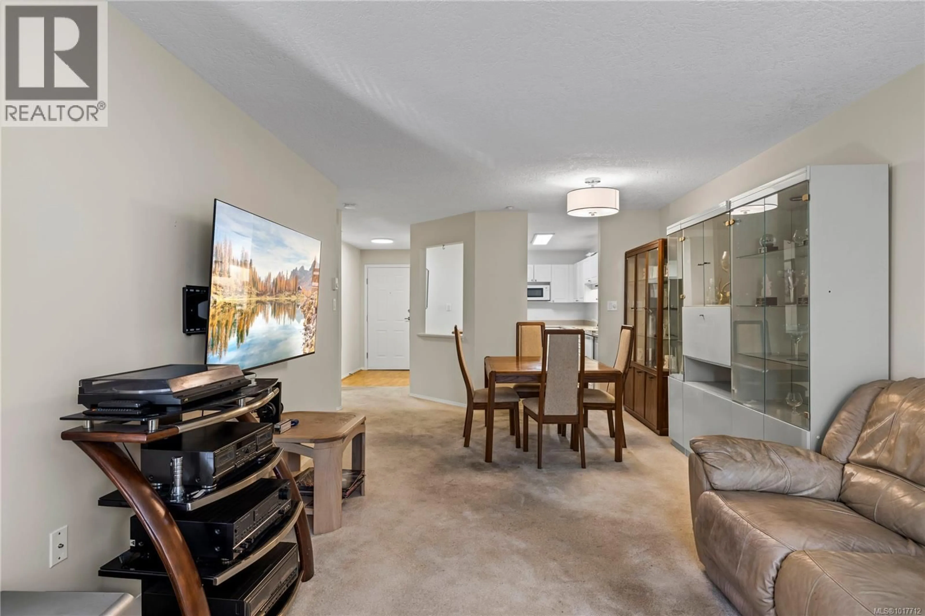 Living room with furniture, unknown for 108 - 354 MORISON AVENUE, Parksville British Columbia V9P2V3