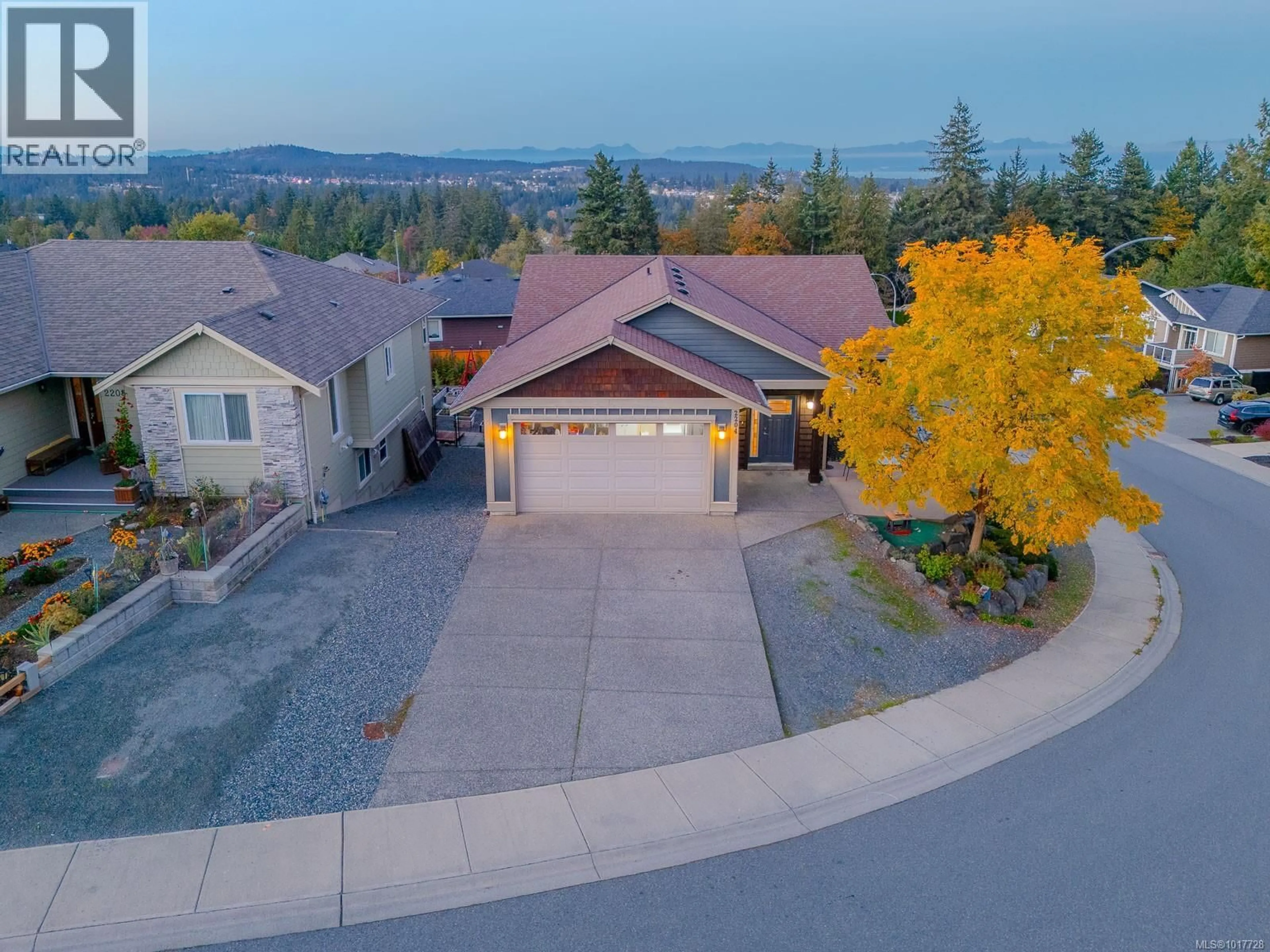 A pic from outside/outdoor area/front of a property/back of a property/a pic from drone, street for 2204 BELWOOD ROAD, Nanaimo British Columbia V9R7C8