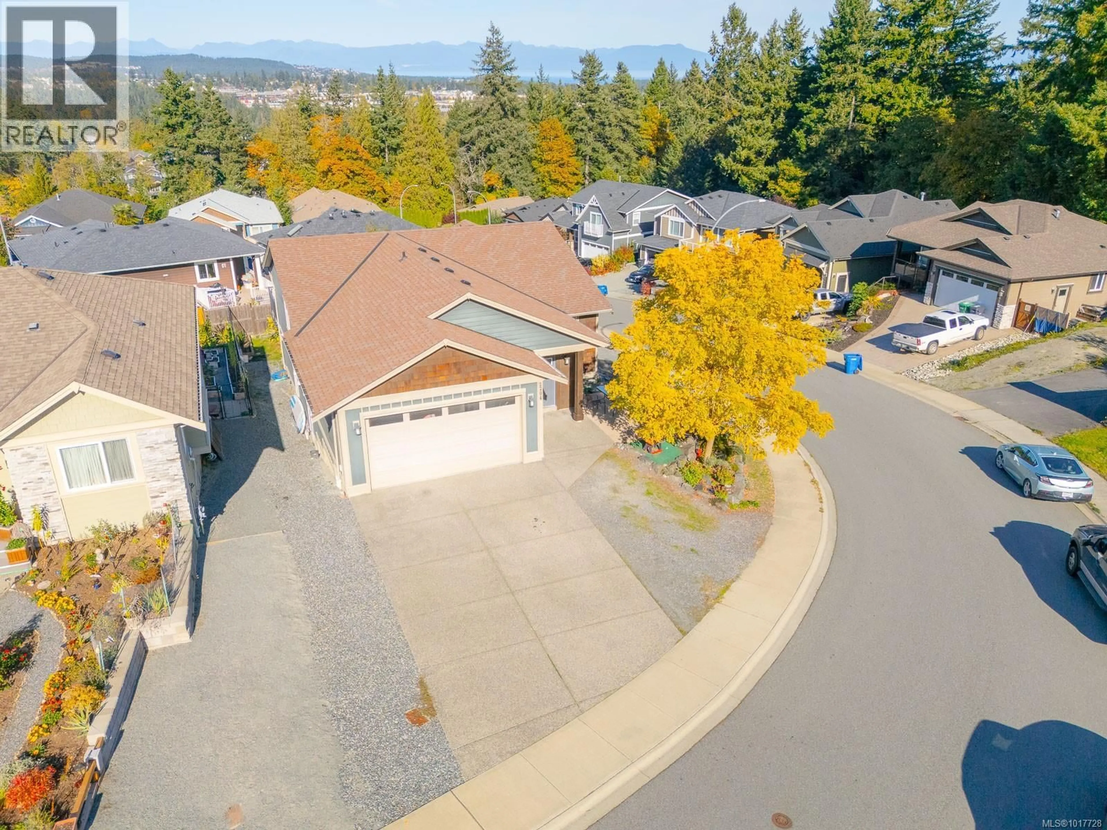 A pic from outside/outdoor area/front of a property/back of a property/a pic from drone, water/lake/river/ocean view for 2204 BELWOOD ROAD, Nanaimo British Columbia V9R7C8