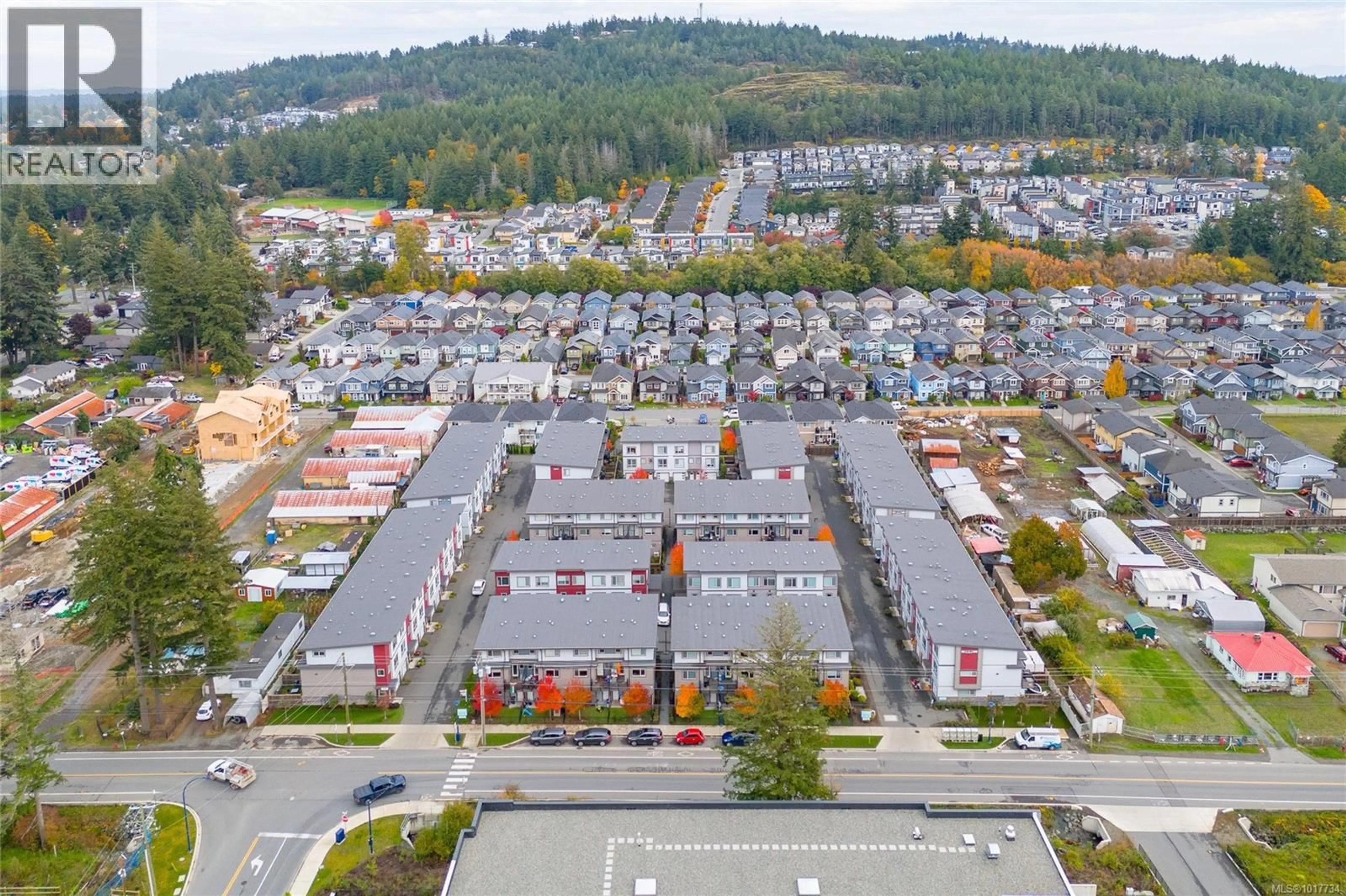 A pic from outside/outdoor area/front of a property/back of a property/a pic from drone, unknown for 1201 - 3351 LUXTON ROAD, Langford British Columbia V9C0P2