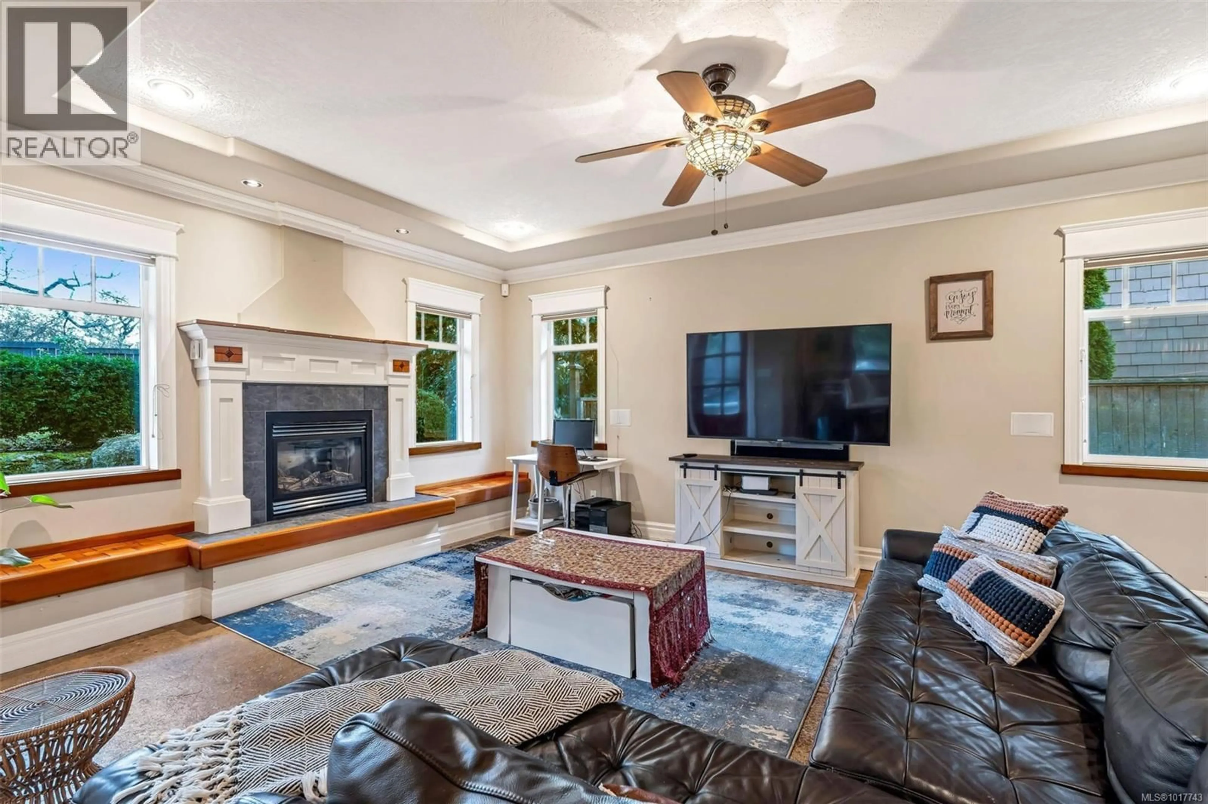 Home theater for 411 CONWAY ROAD, Saanich British Columbia V9E2B9
