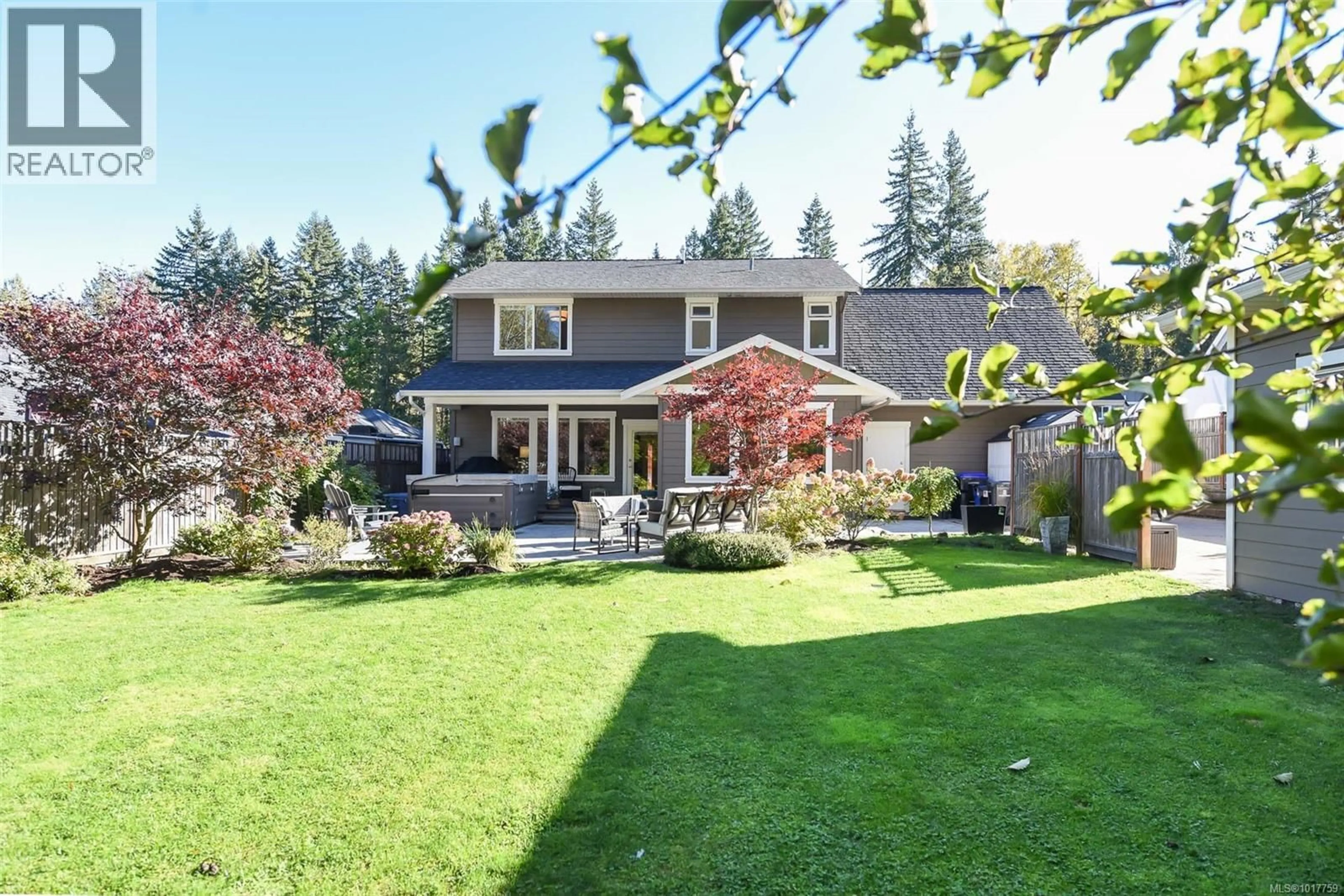 Home with vinyl exterior material, unknown for 2805 SWANSON STREET, Courtenay British Columbia V9N0C8