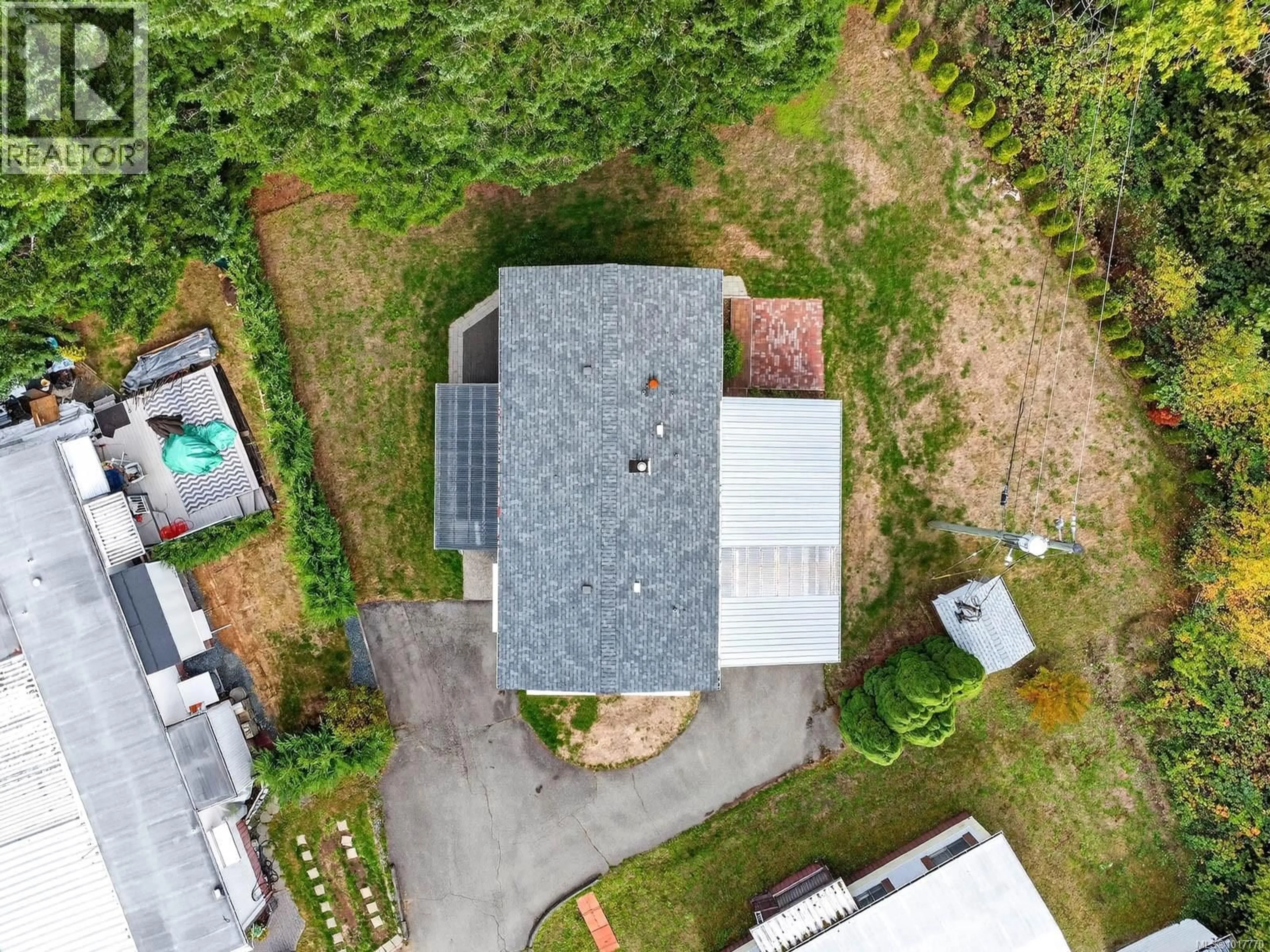 A pic from outside/outdoor area/front of a property/back of a property/a pic from drone, building for 16 - 4935 BROUGHTON STREET, Port Alberni British Columbia V9Y8G7