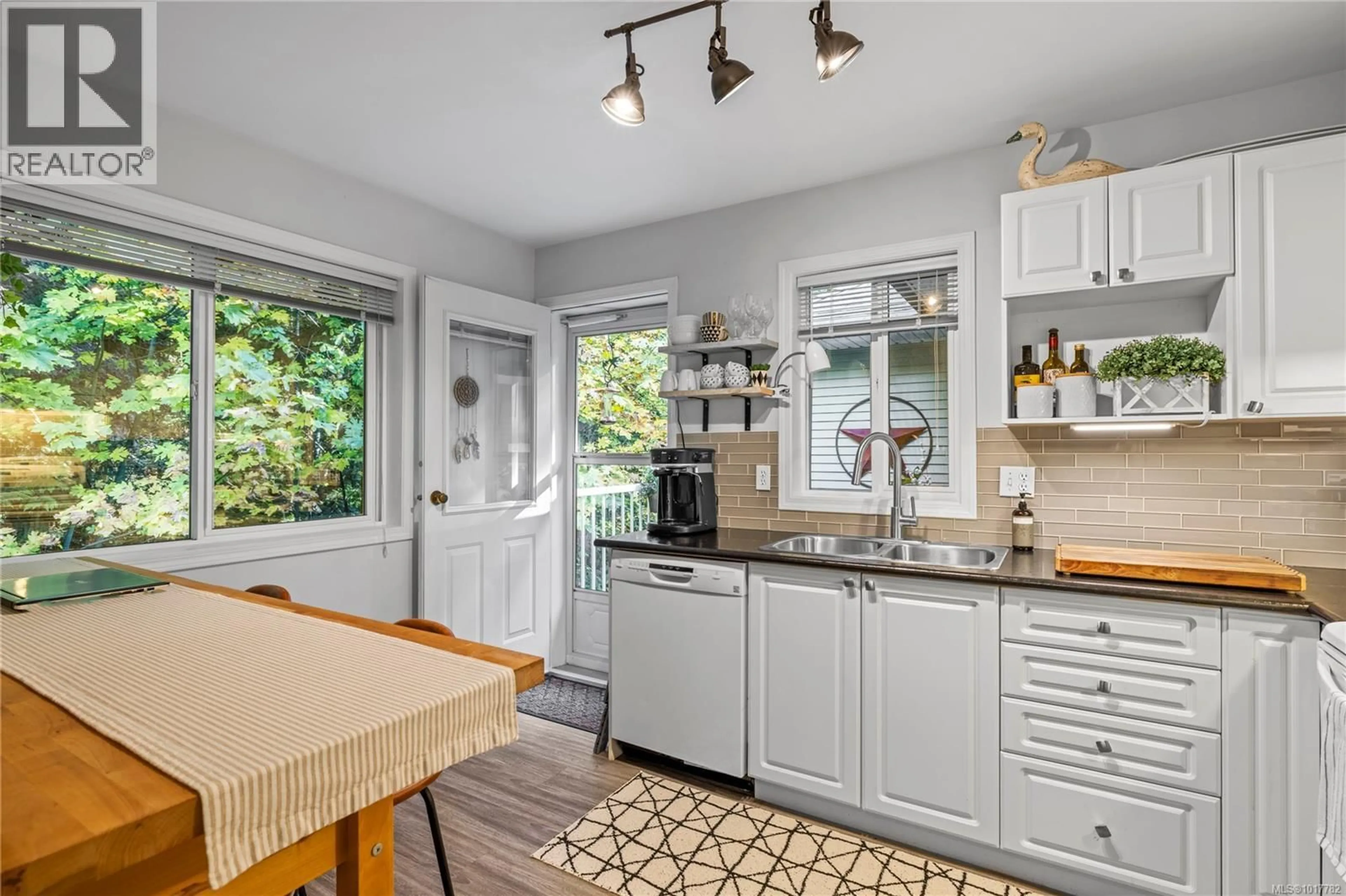 Open concept kitchen, unknown for 207 - 440 SCHLEY PLACE, Qualicum Beach British Columbia V9K2M5