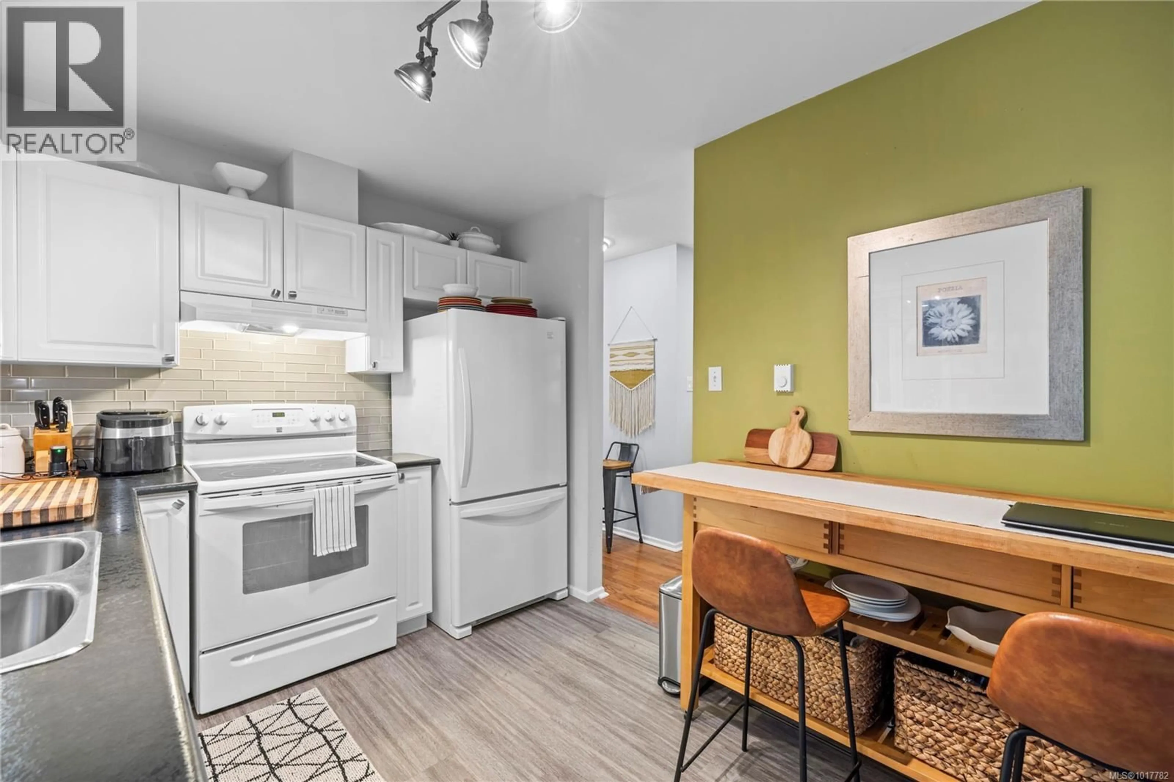 Standard kitchen, unknown for 207 - 440 SCHLEY PLACE, Qualicum Beach British Columbia V9K2M5