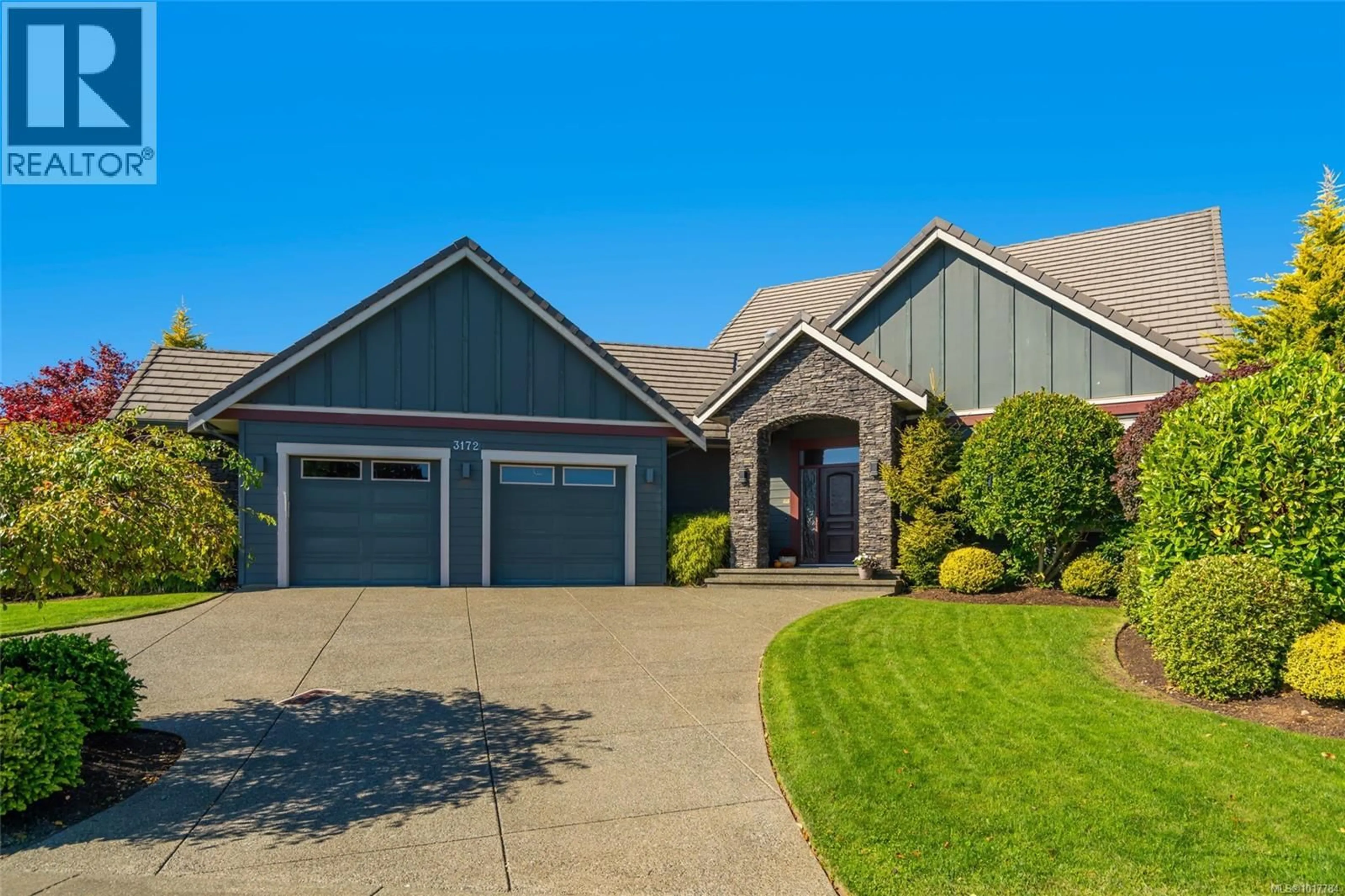 Home with vinyl exterior material, street for 3172 ROYAL VISTA WAY, Courtenay British Columbia V9N9X3