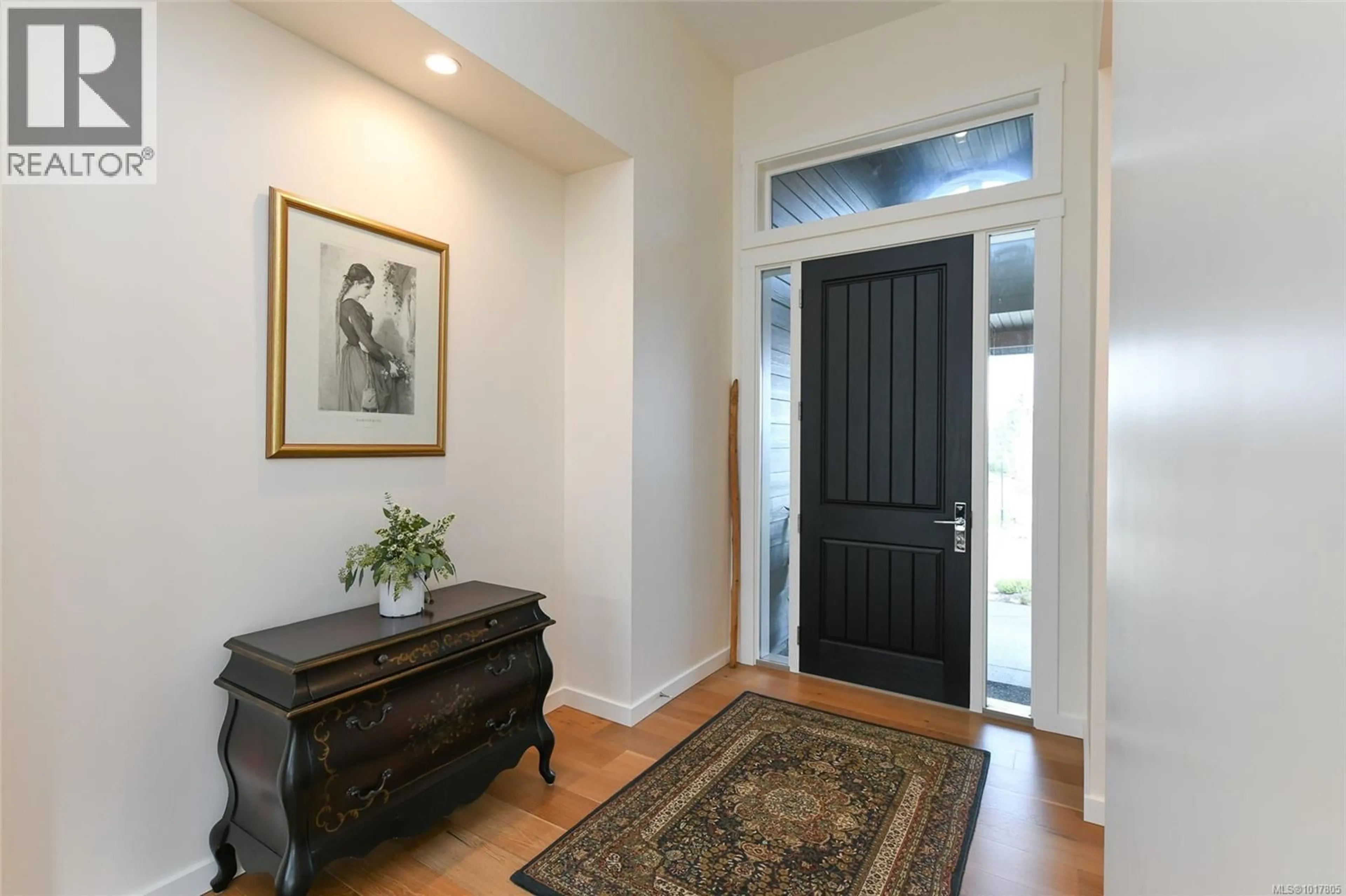 Indoor entryway for 3409 MARYGROVE DRIVE, Courtenay British Columbia V9N0E7