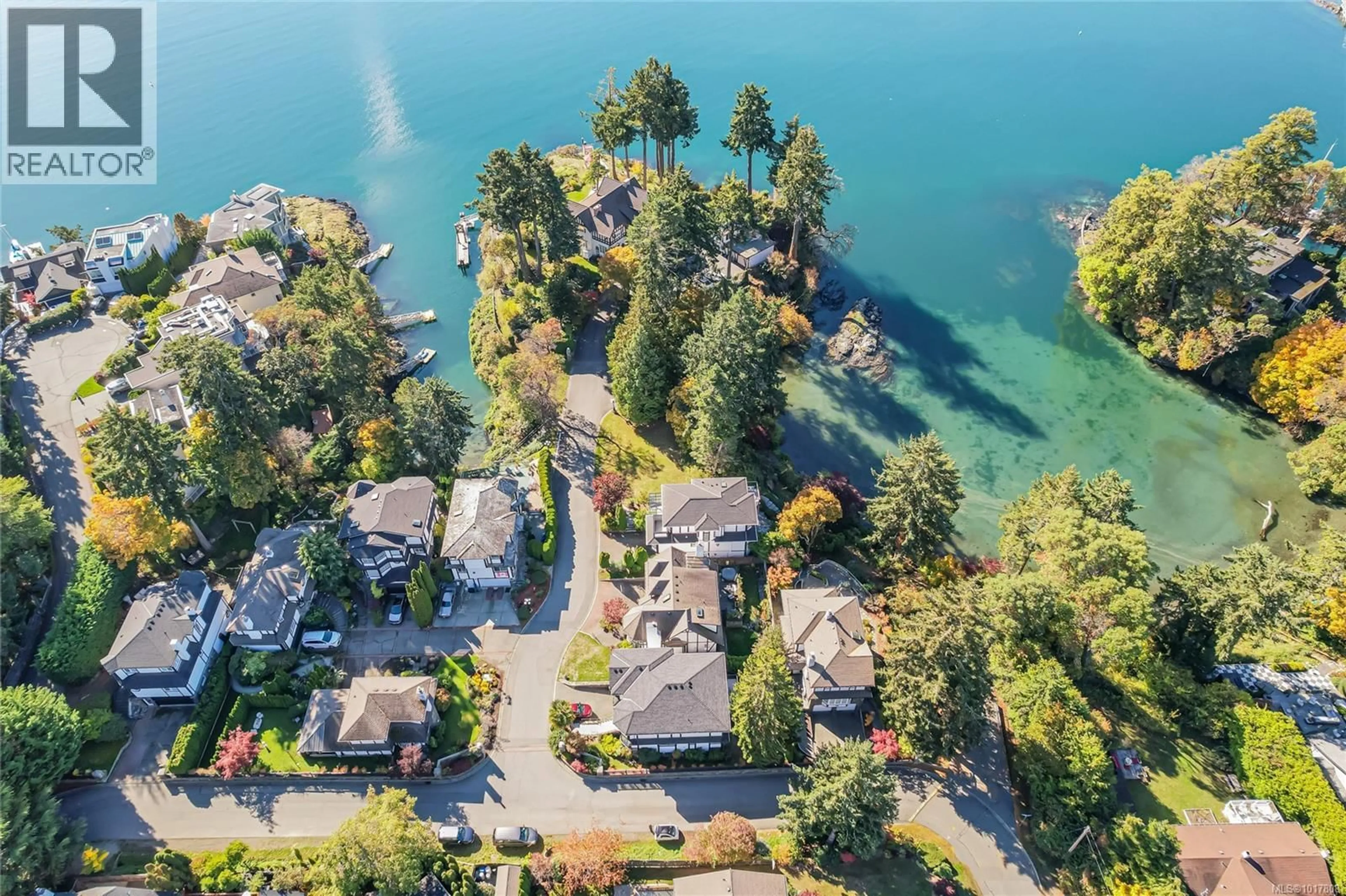 A pic from outside/outdoor area/front of a property/back of a property/a pic from drone, water/lake/river/ocean view for 7 GOVERNORS POINT ROAD, View Royal British Columbia V9B5L8