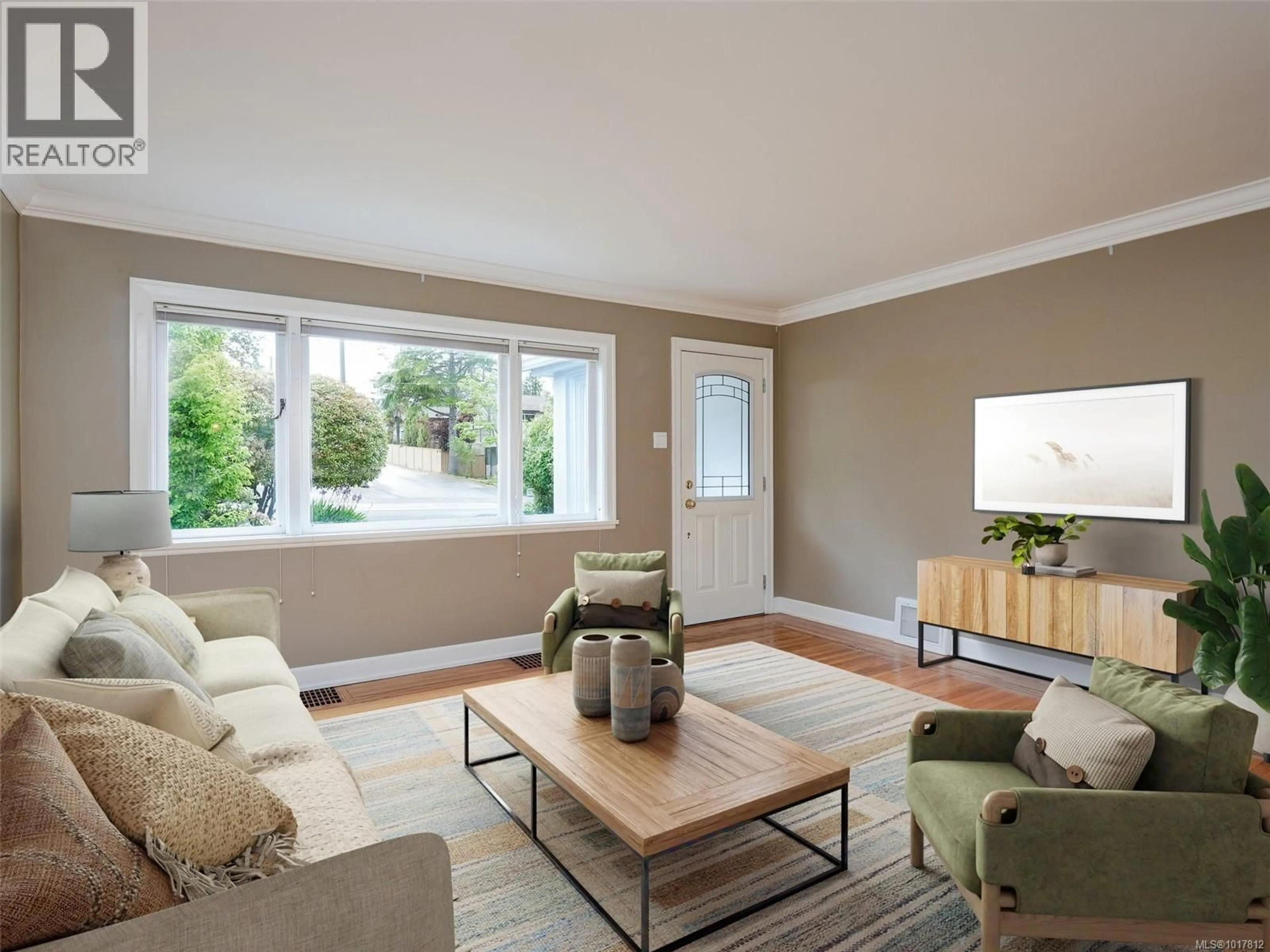 Living room with furniture, unknown for 4406 TORQUAY DRIVE, Saanich British Columbia V8N3L4