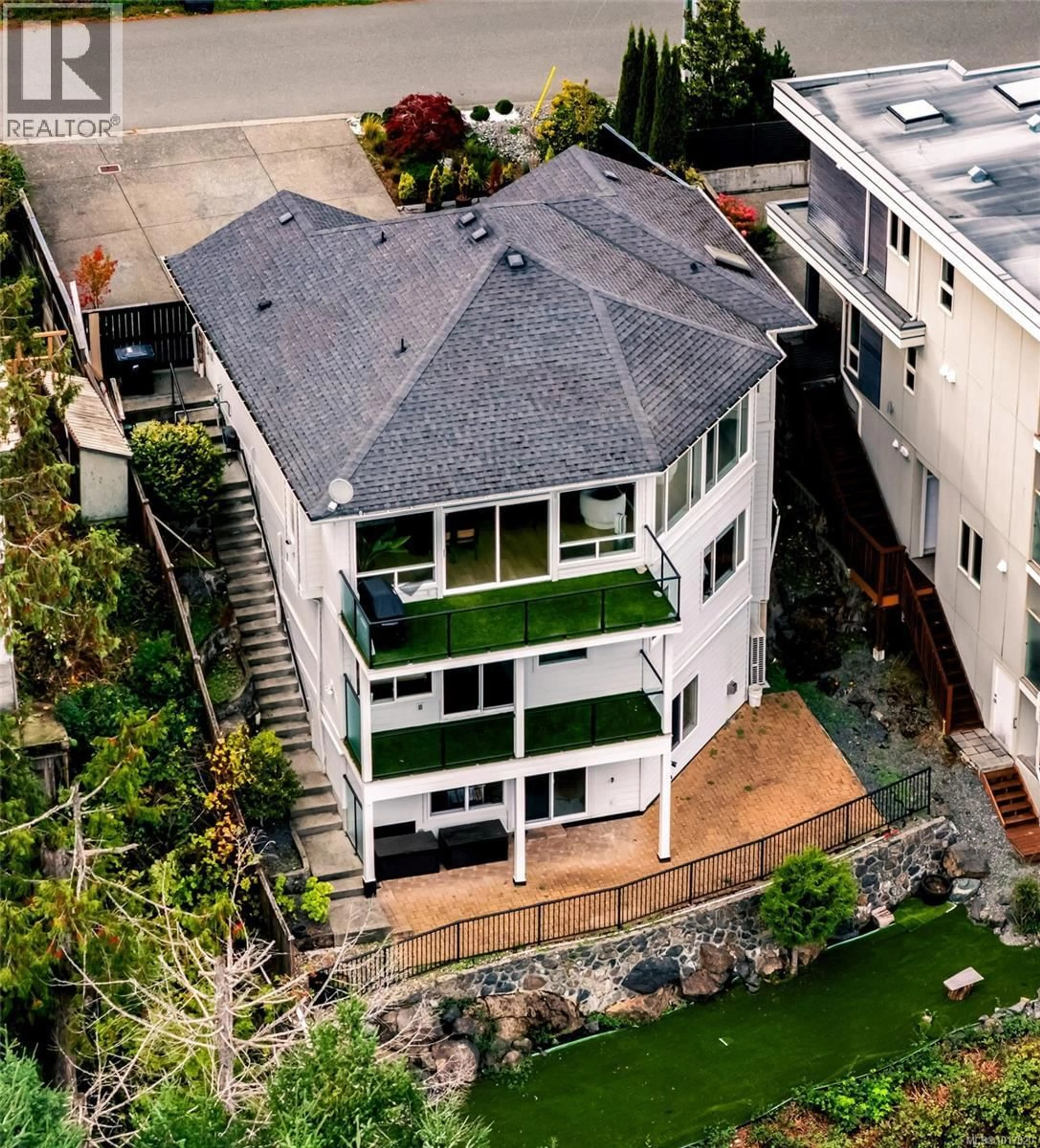 A pic from outside/outdoor area/front of a property/back of a property/a pic from drone, unknown for 3346 RAVENWOOD ROAD, Colwood British Columbia V9C2X4