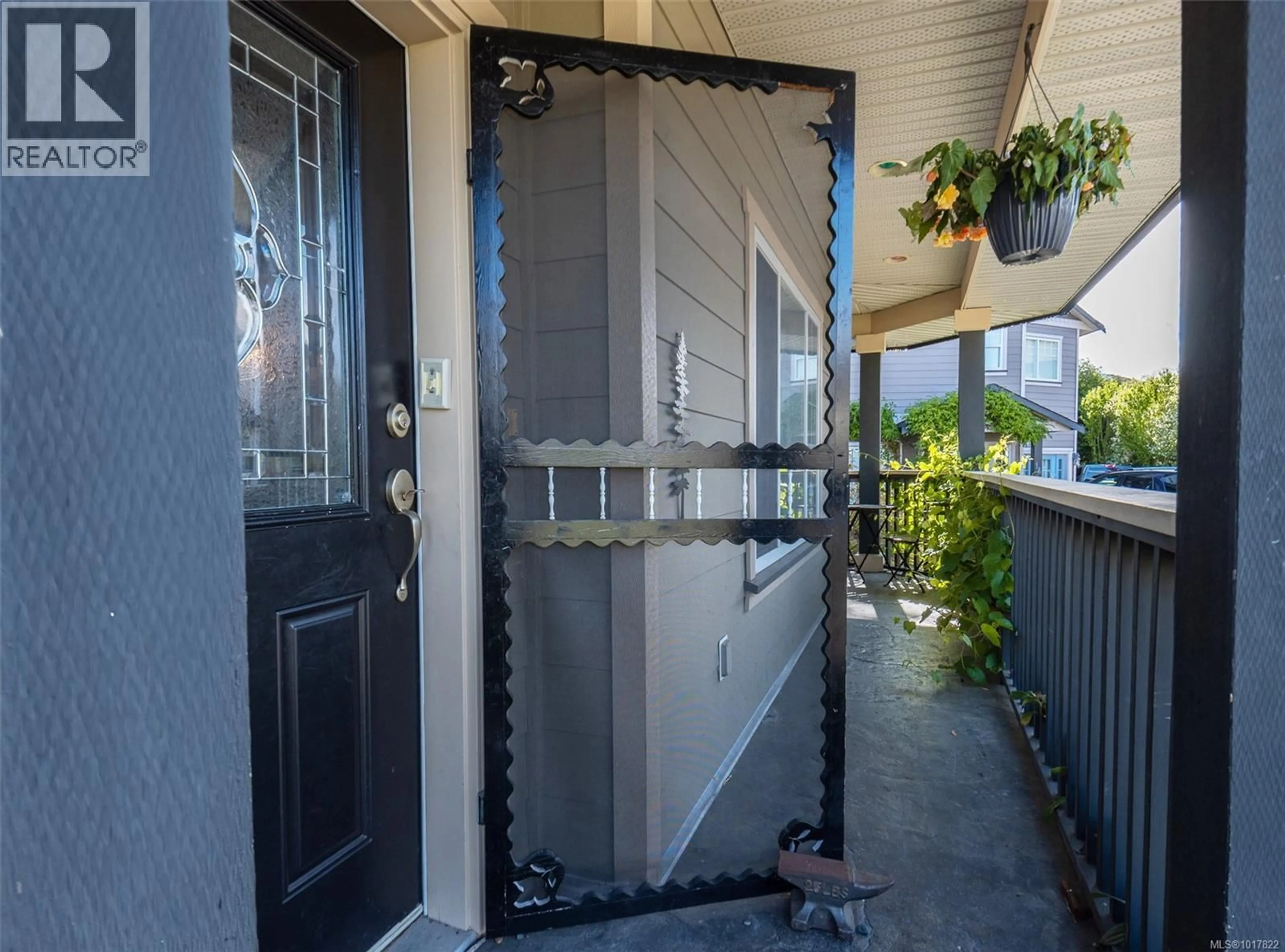 Indoor entryway for 13 - 3085 SHERMAN ROAD, Duncan British Columbia V9L2C1