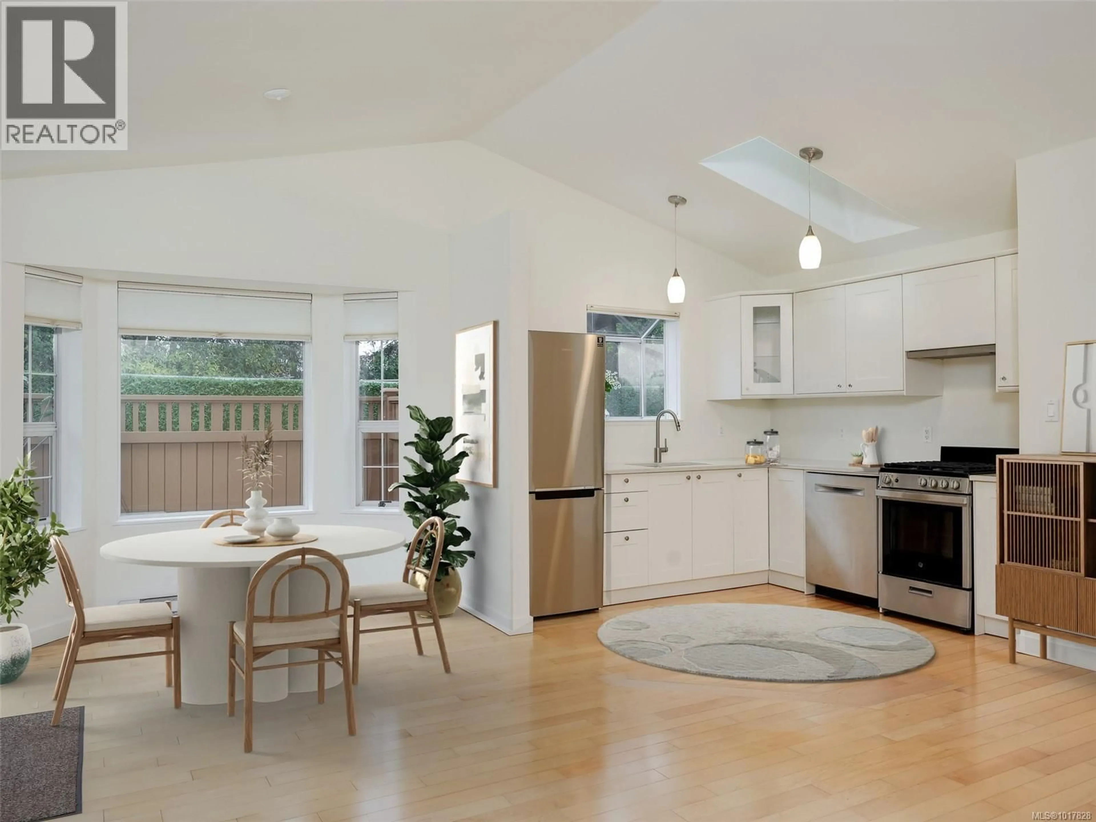 Open concept kitchen, ceramic/tile floor for 8 - 2070 AMELIA AVENUE, Sidney British Columbia V8L4X6