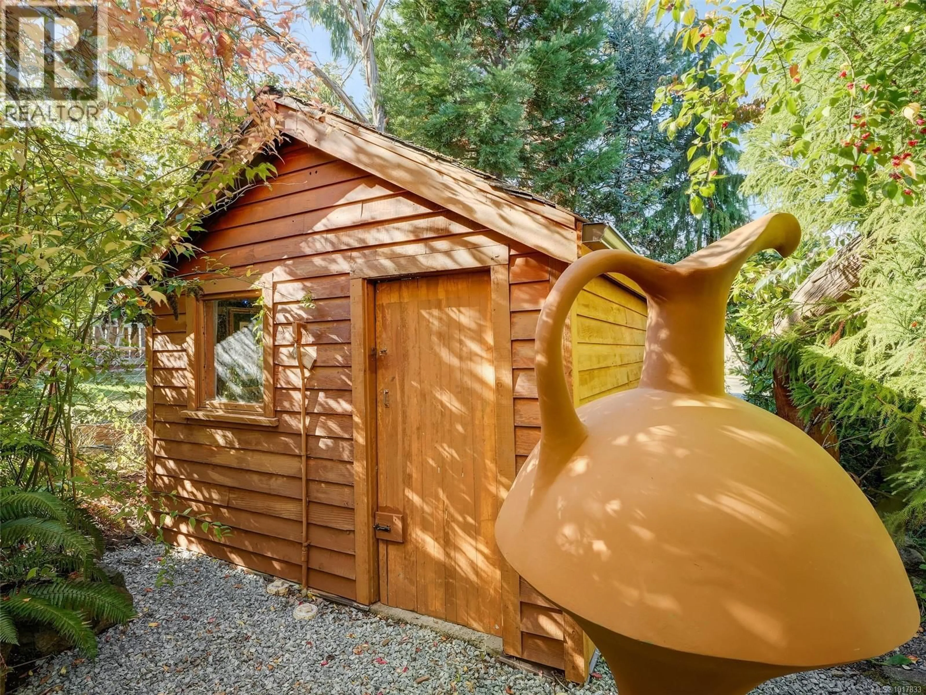 Shed for 3221 WASCANA STREET, Saanich British Columbia V8Z3T7