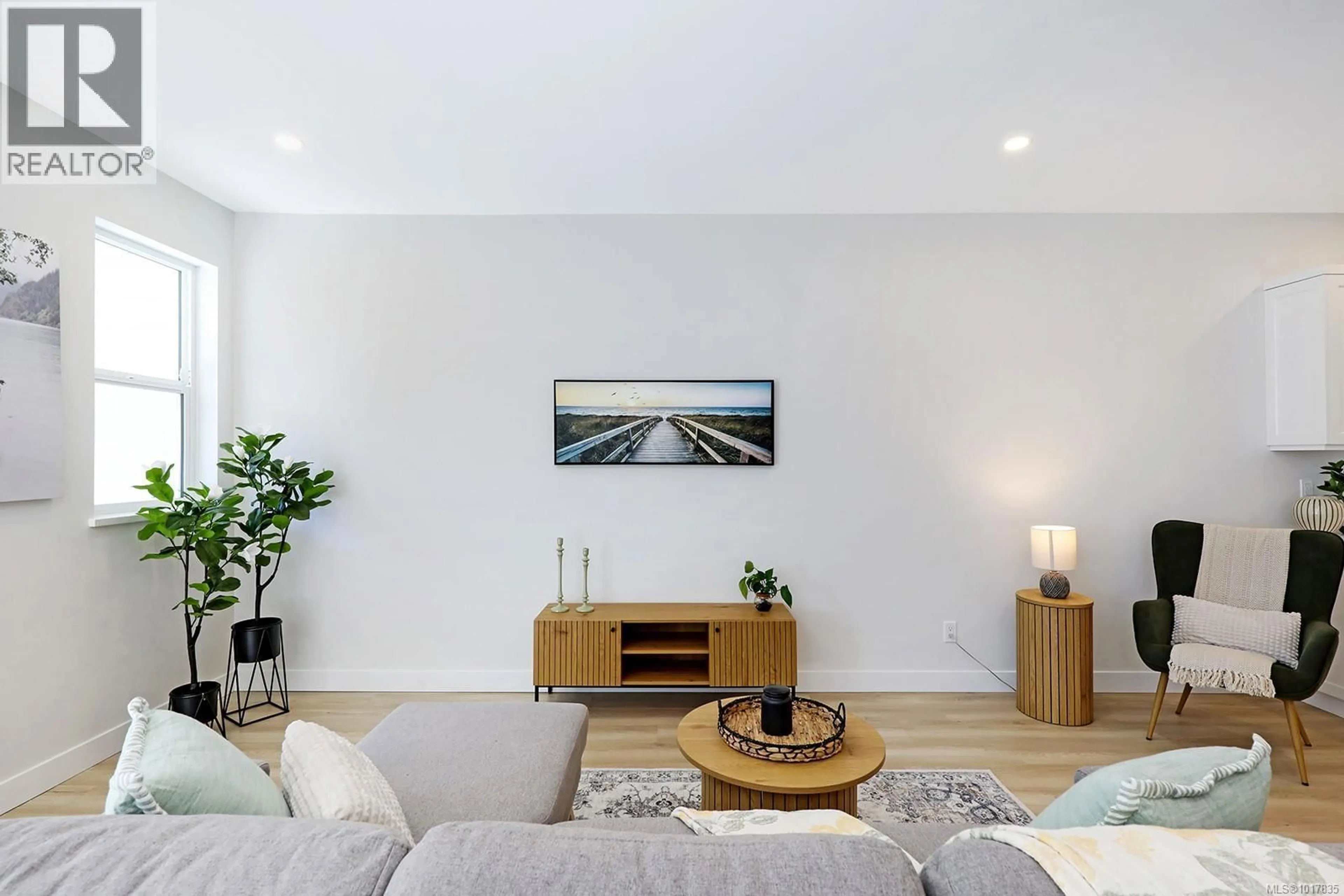 Living room with furniture, unknown for 29 - 1505 CROATION ROAD, Campbell River British Columbia V9W3T4