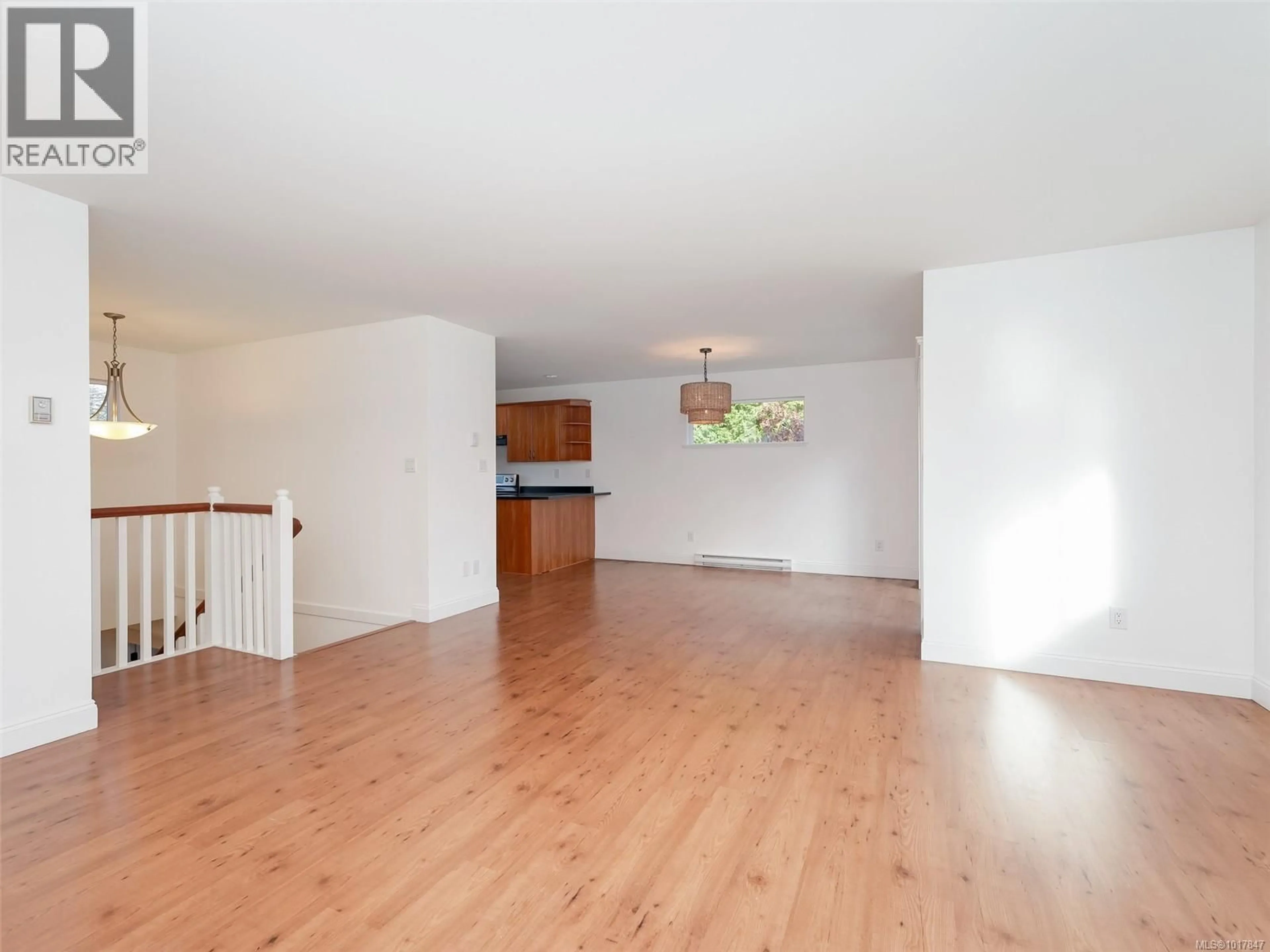 A pic of a room for 2 GAME ROAD, View Royal British Columbia V8Z7Y7